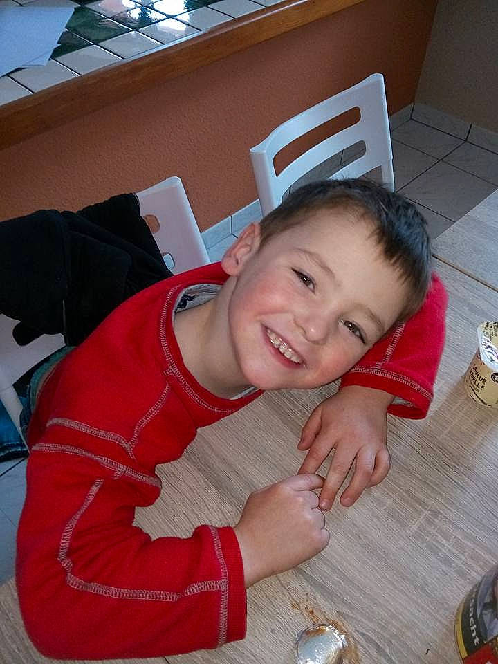 Thyméo a rejoint le concours — aidez-le/la à gagner de superbes lots ! baby, child, facial_expression, fun, happy, joy, person, skin, smile, toddler, vacation