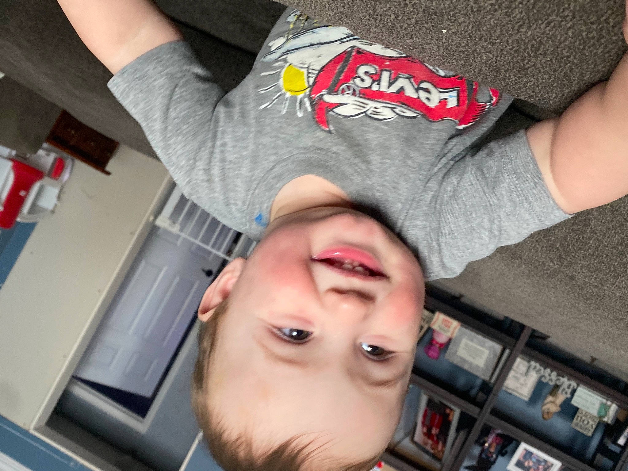 Conrad is registered to the contest to win money with this photo: cap, cheek, chin, cool, elbow, eyelash, finger, forehead, fun, gesture, jaw, joy, mouth, neck, nose, person, shoulder, sleeve, smile, t_shirt