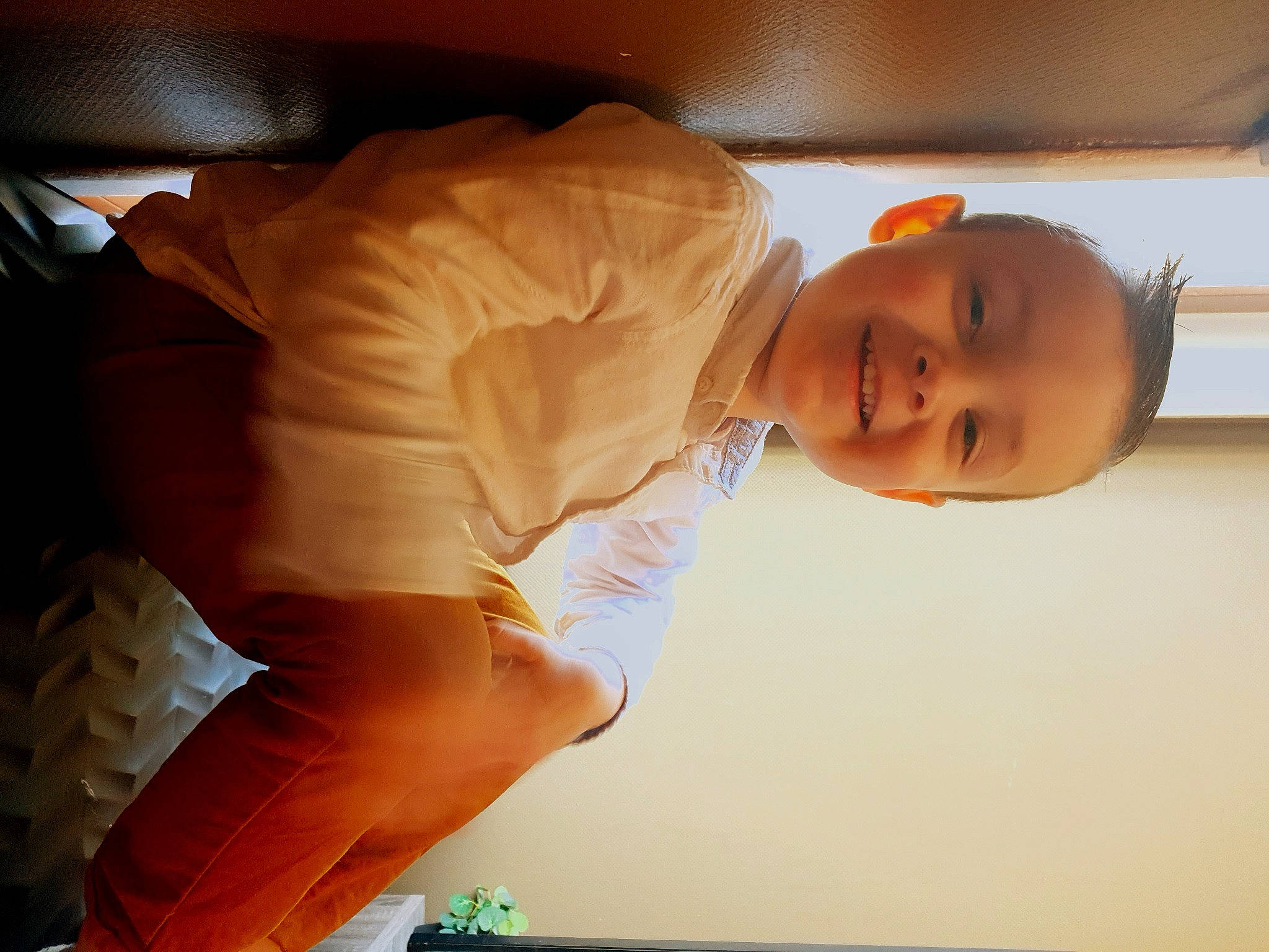 Malone participe au concours pour gagner de l'argent avec cette photo : baby, child, joy, person