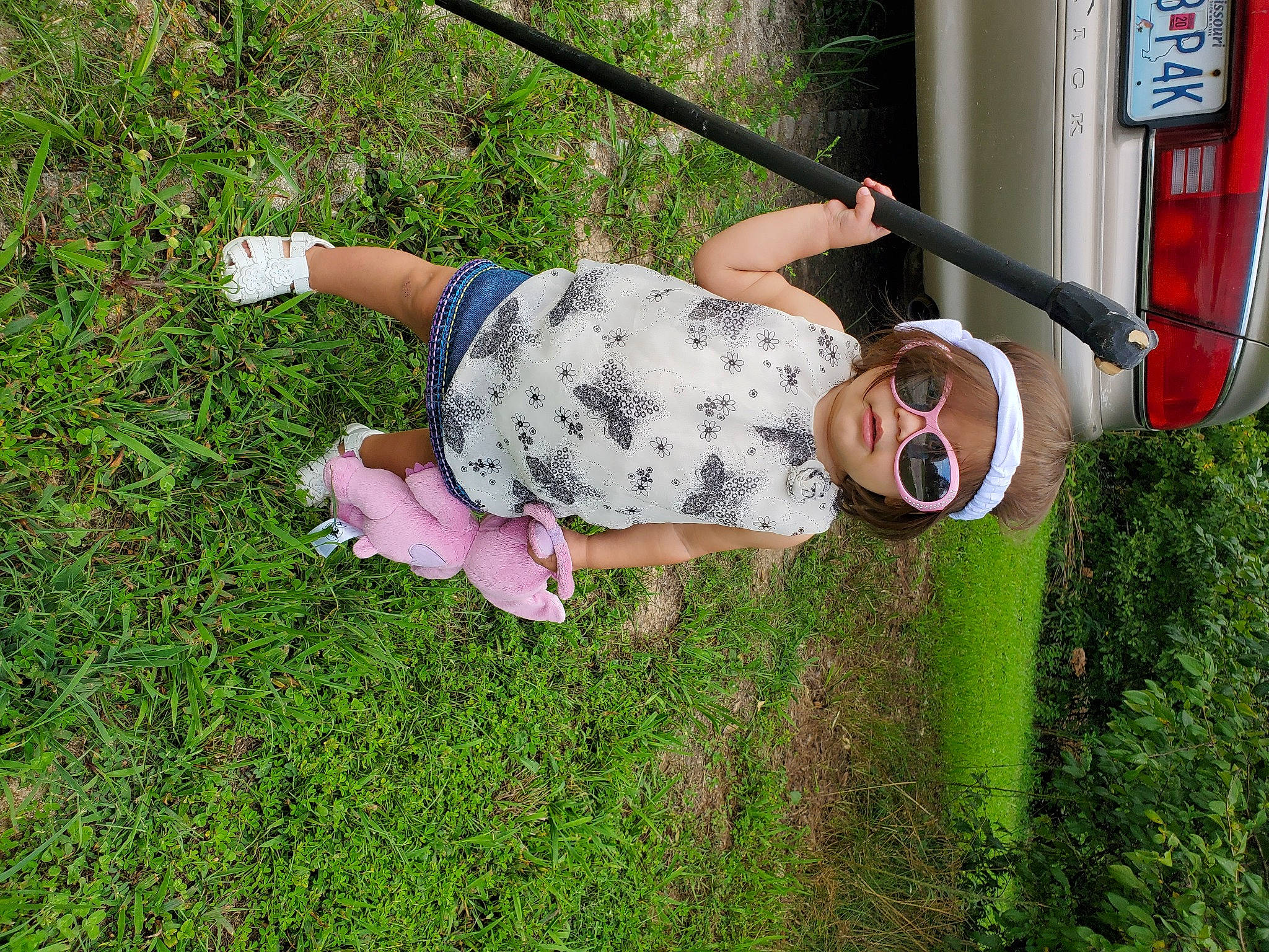 Amara is registered to the contest to win money with this photo: grass, grass_family, lawn, person, plant