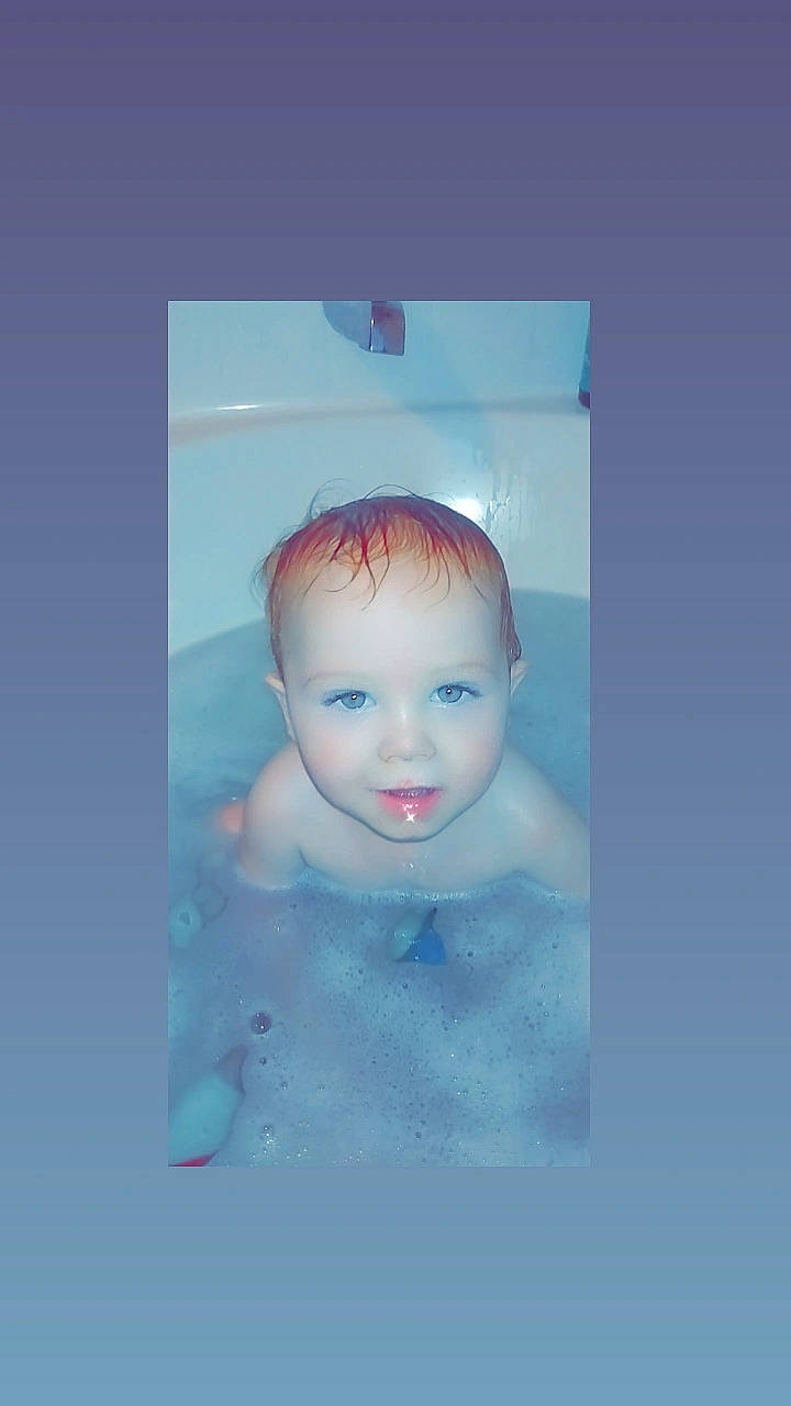 Thomas is registered to the contest to win money with this photo: art, blond, child, electric_blue, eyelash, fashion_accessory, fashion_design, figurine, flash_photography, hair_coloring, human_body, jaw, lip, neck, painting, person, plastic, portrait_photography, room, visual_arts