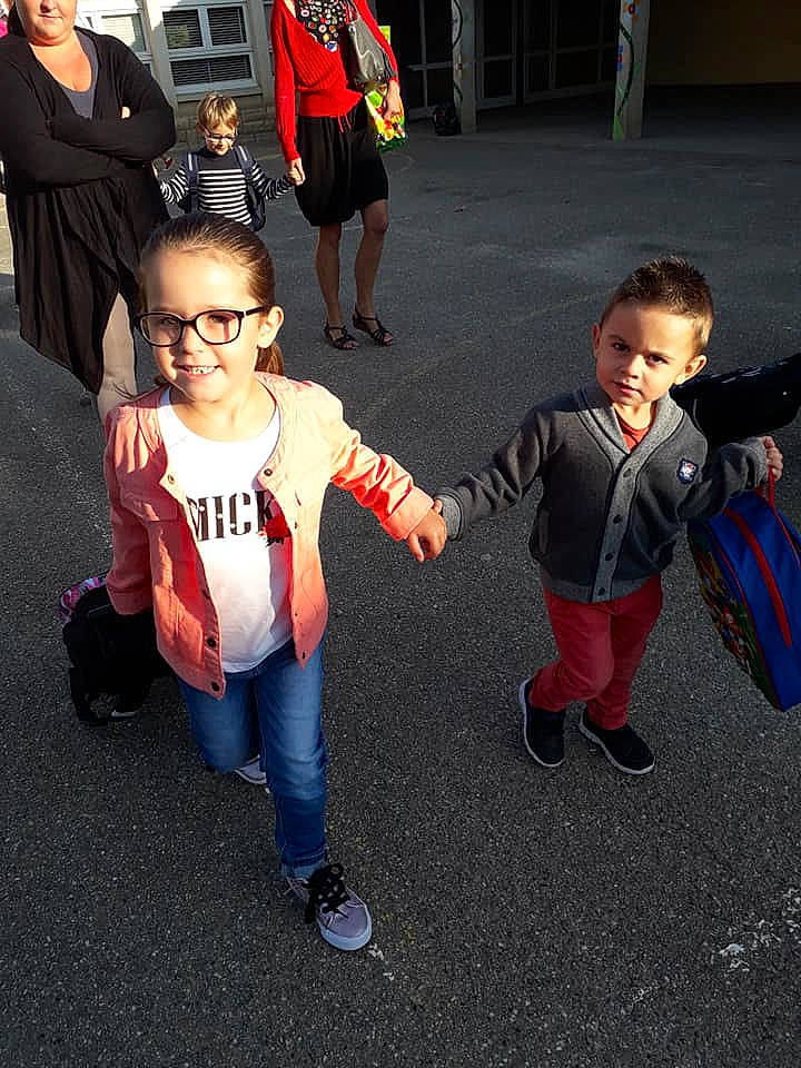 Louka a rejoint le concours — aidez-le/la à gagner de superbes lots ! child, costume, event, fun, joy, people, person, play, smile, toddler