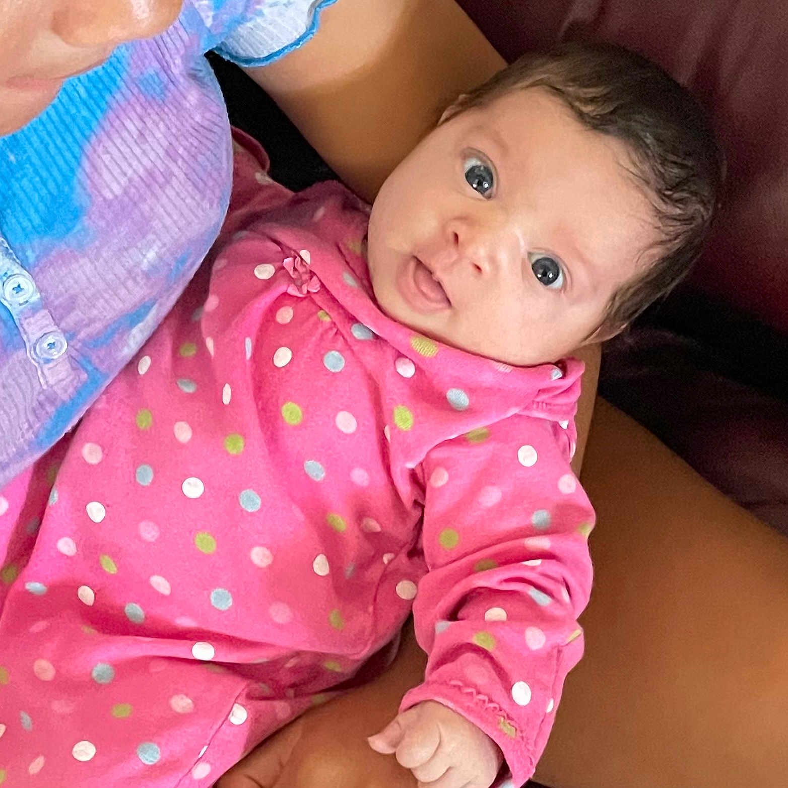 Solána is registered to the contest to win money with this photo: baby, blanket, clothing, cushion, face, happy, head, homedecor, newborn, pajamas, person, photography, portrait, sleeve, smile