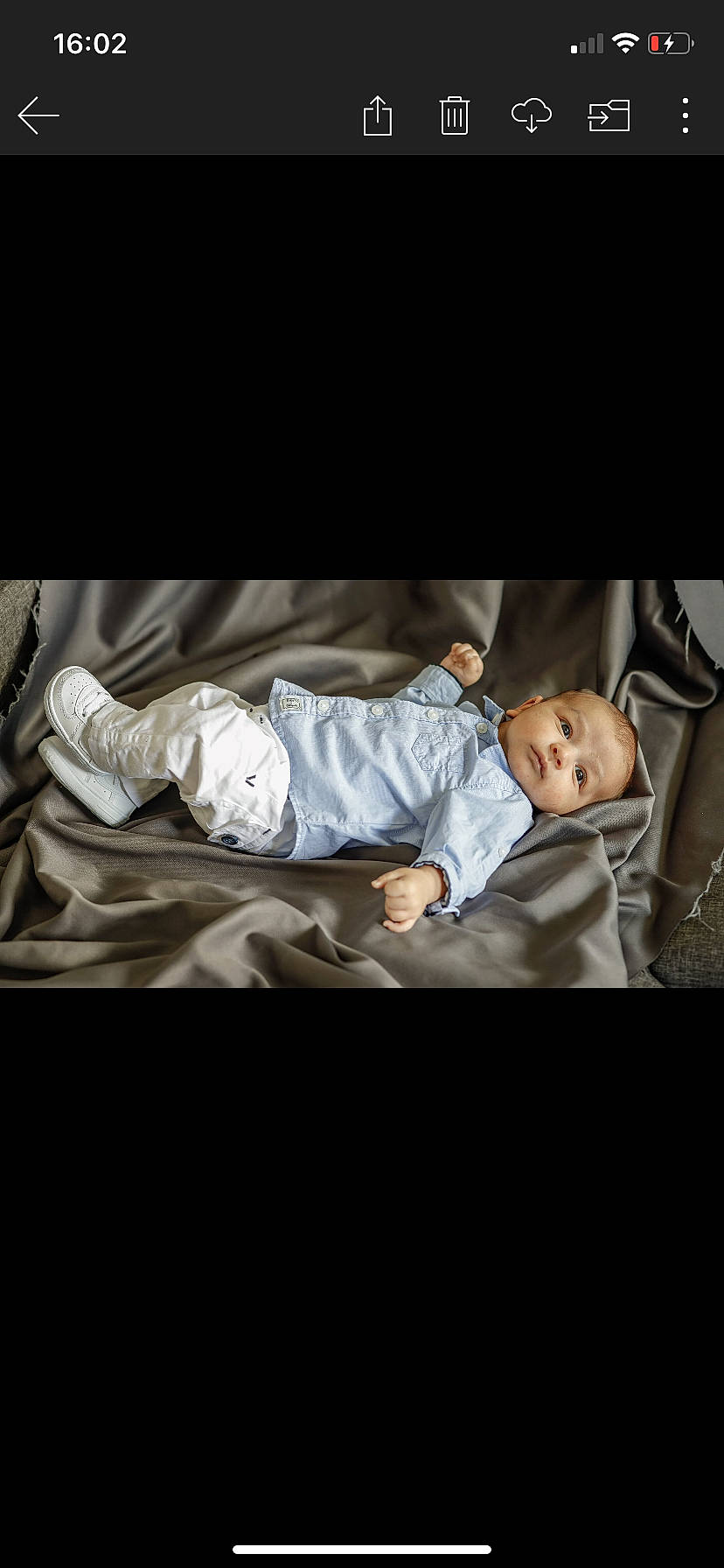 Samir participe au concours pour gagner de l'argent avec cette photo : arm, baby, baby_sleeping, child, nap, person, photograph, photography, portrait_photography, product, sitting, sleep, stock_photography, toddler