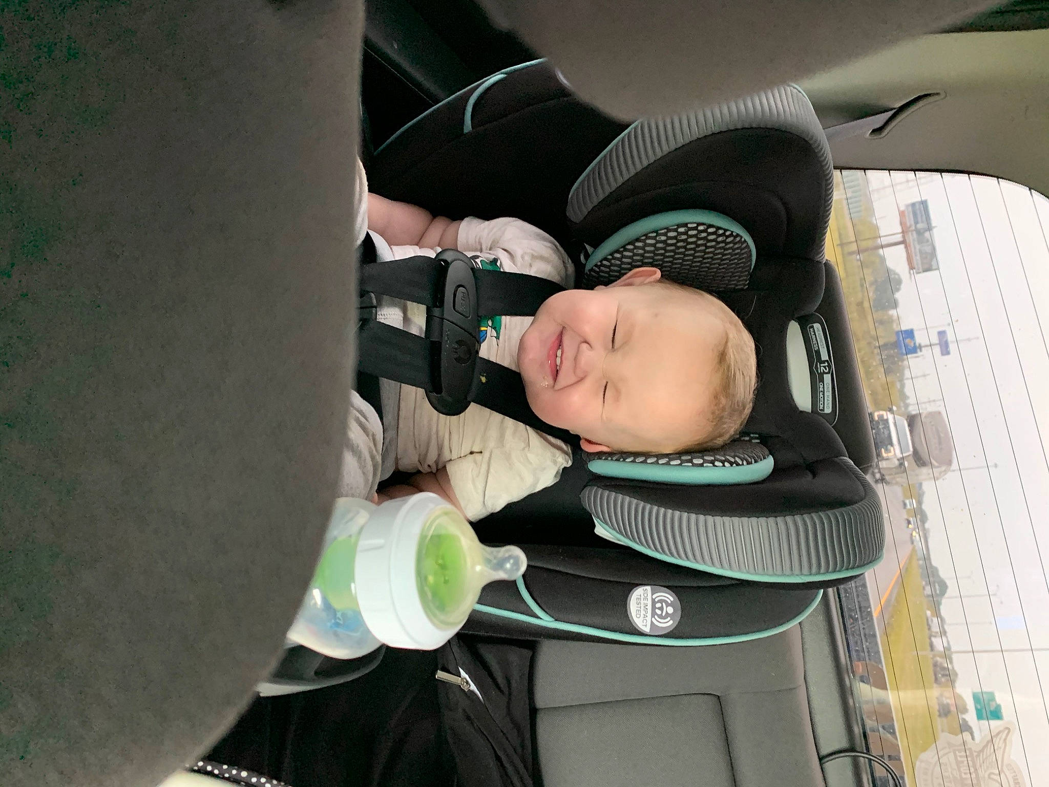 Cullen is registered to the contest to win money with this photo: auto_part, car_seat, person