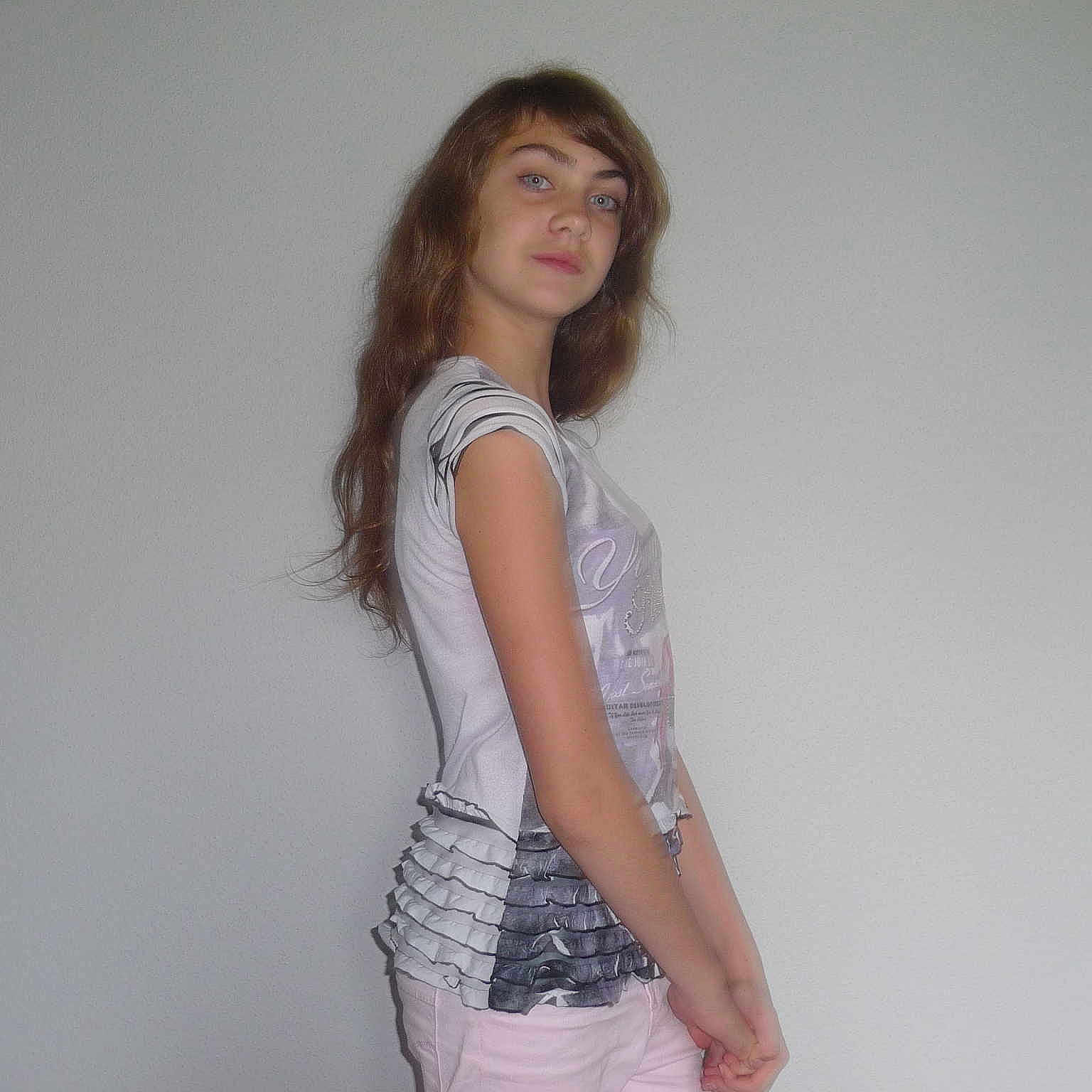Lorie participe au concours pour gagner de l'argent avec cette photo :