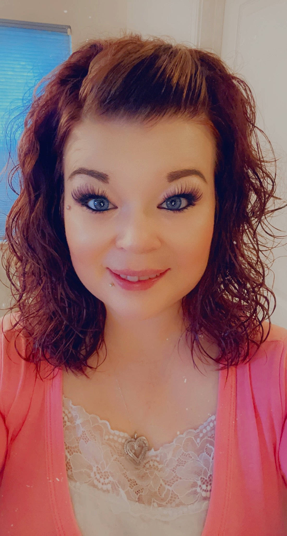 Delilah is registered to the contest to win money with this photo: cheek, chin, clothing, eye, eye_liner, eyebrow, eyelash, facial_expression, flash_photography, forehead, hair, hairstyle, head, joy, lip, mouth, neck, organ, person, shoulder