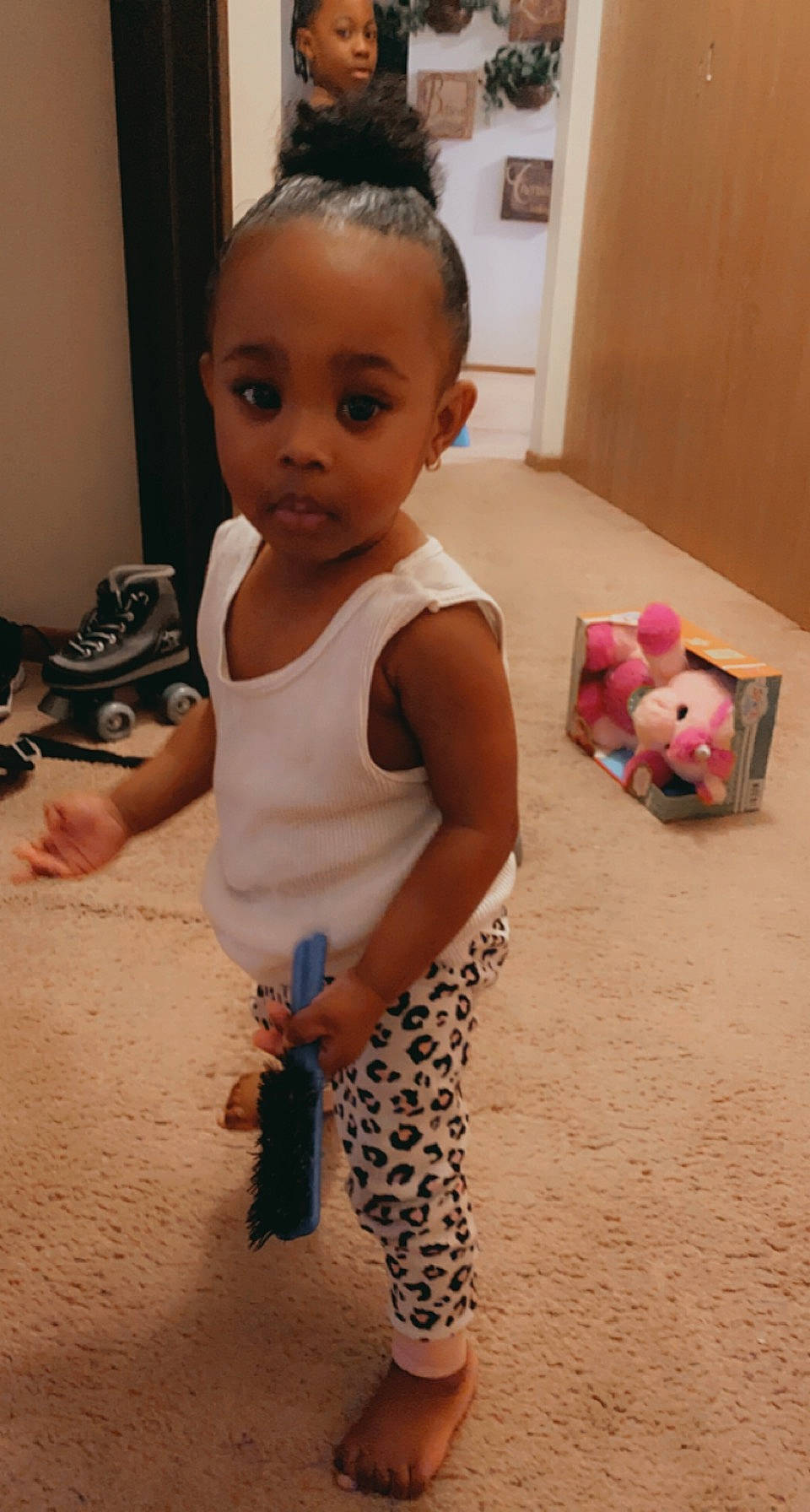 Kamiya is registered to the contest to win money with this photo: arm, baby, baby_toddler_clothing, beauty, cheek, child, finger, floor, flooring, fun, hairstyle, happy, joint, mammal, person, shoulder, skin, standing, thumb, toddler