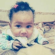 Ciara participe au concours pour gagner de l'argent avec cette photo :