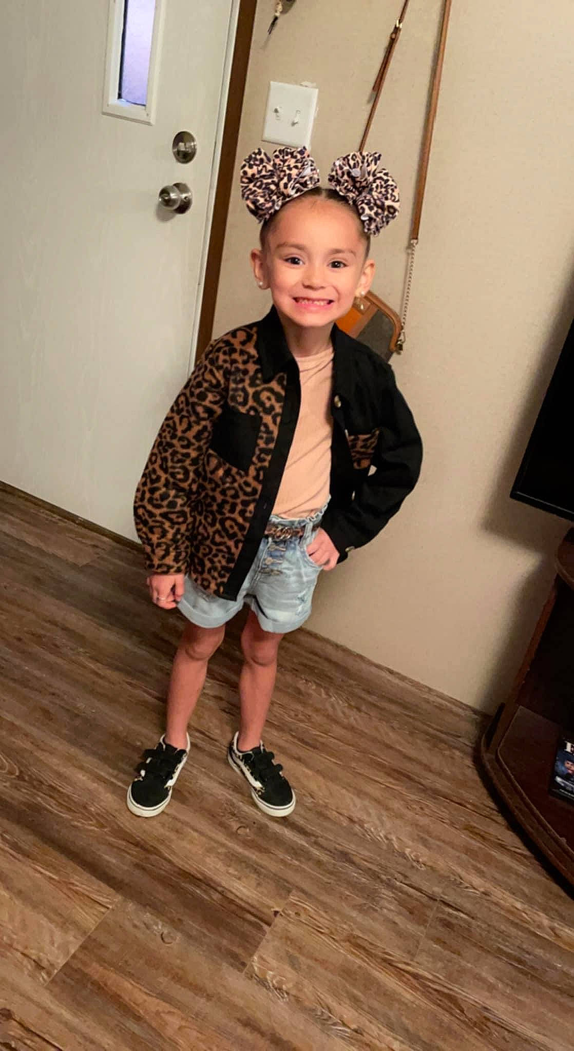 Ariyah is registered to the contest to win money with this photo: baby_toddler_clothing, blond, child, cool, eyewear, fashion_accessory, fashion_design, flooring, fun, happy, hardwood, headpiece, jewellery, joy, leg, mammal, person, sleeve, smile, standing
