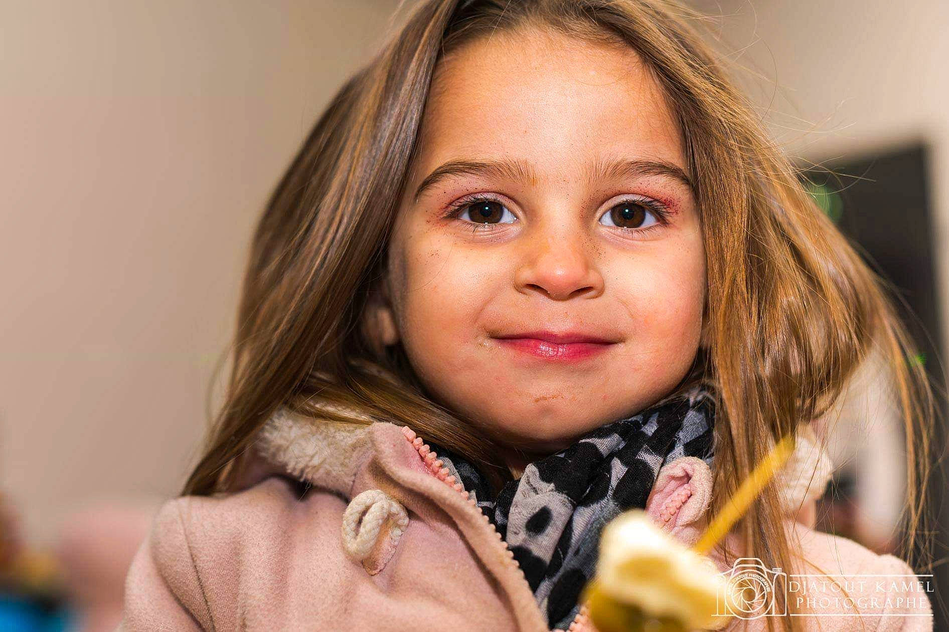 Luna a rejoint le concours — aidez-le/la à gagner de superbes lots ! baby, blond, brown_hair, cheek, child, child_model, face, finger, fun, gesture, iris, joy, person, smile, toddler