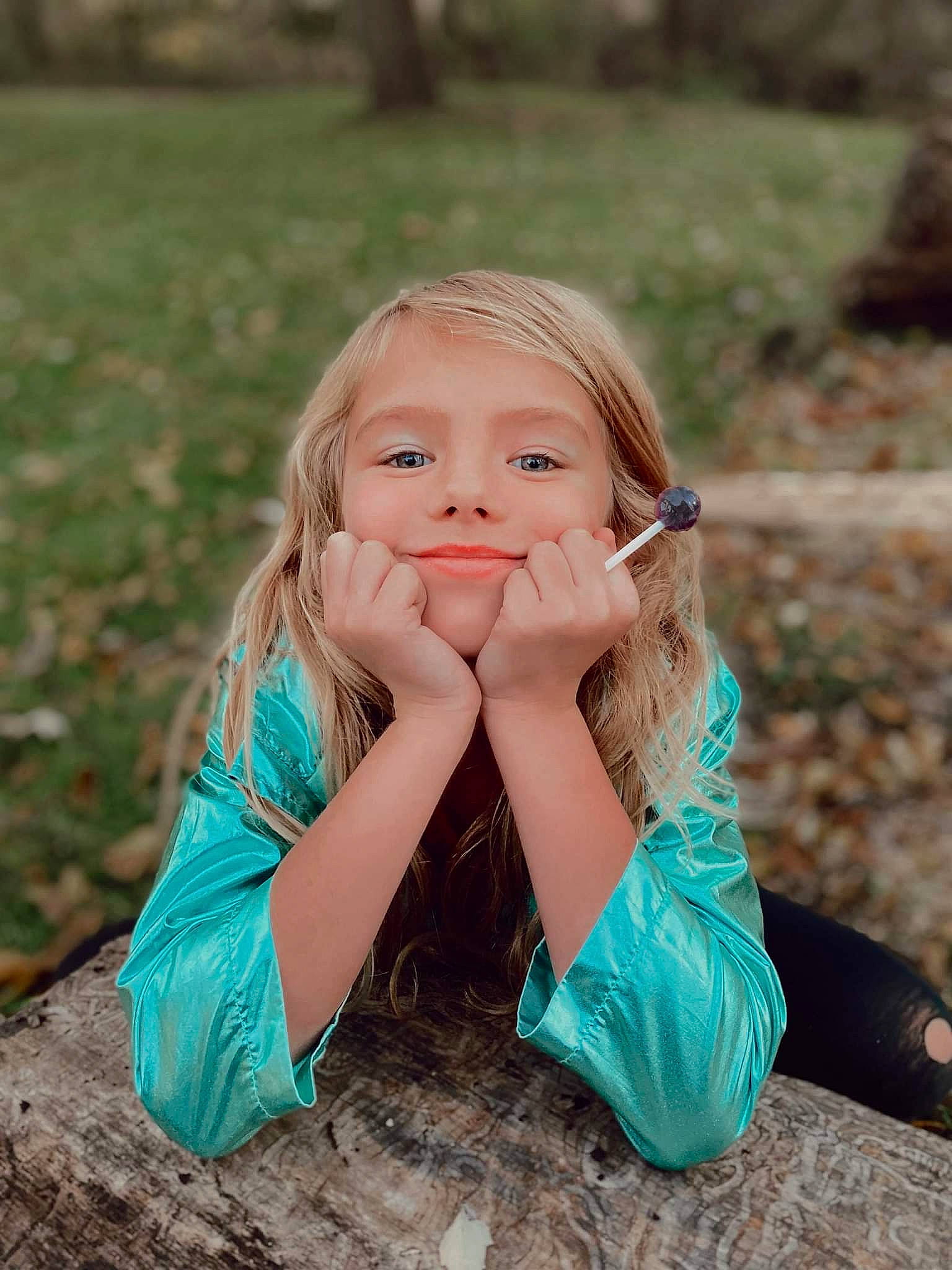 Salina is registered to the contest to win money with this photo: beauty, child, dress, flash_photography, fun, gesture, grass, grass_family, happy, human_leg, leisure, lip, long_hair, nature, people_in_nature, person, plant, skin, smile, sunlight