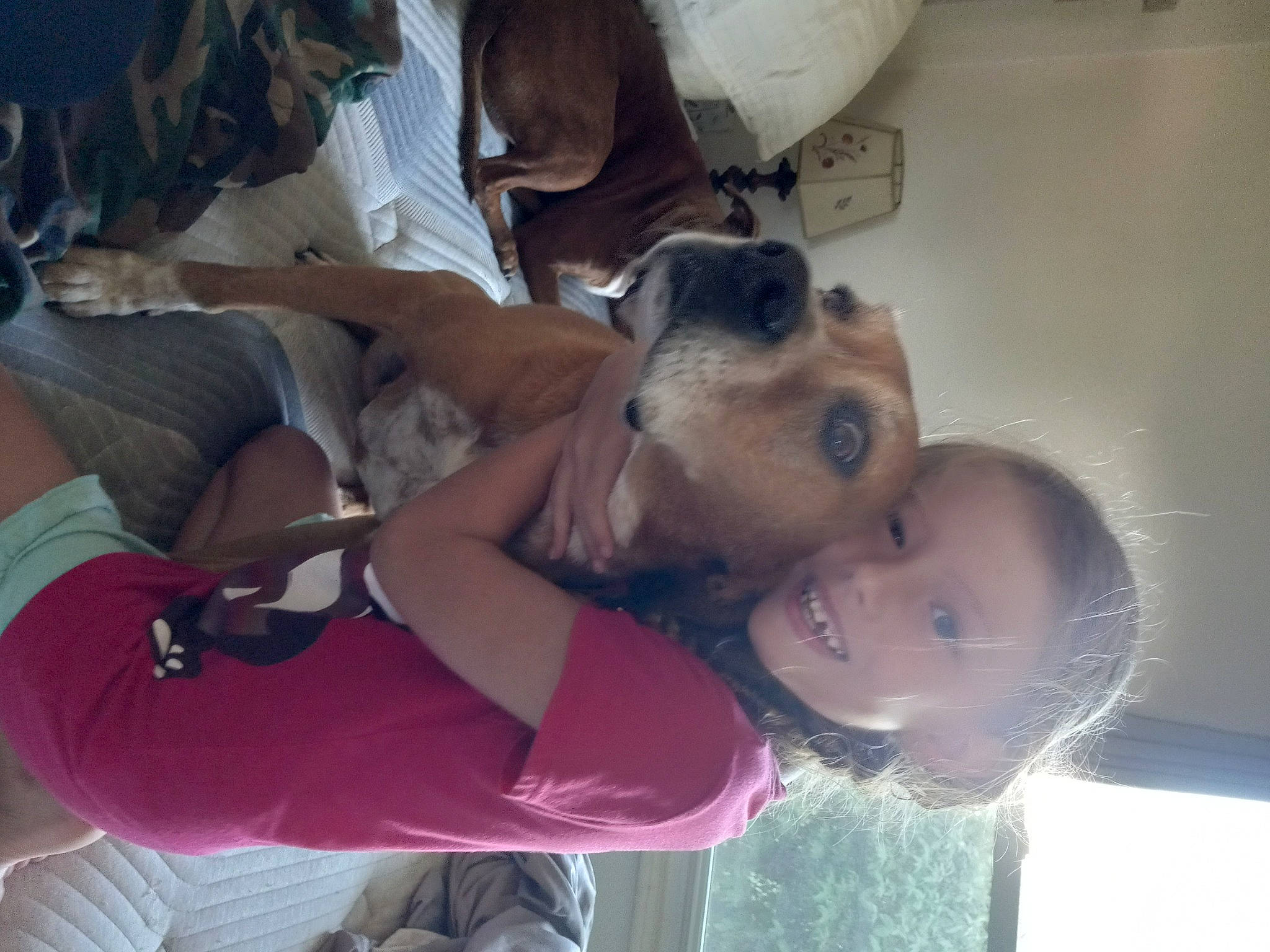 Salina is registered to the contest to win money with this photo: child, elbow, event, eyewear, fun, gesture, happy, hat, leisure, mouth, person, sunglasses, thigh, tree, vacation, white