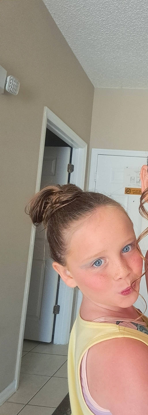 Gemma joined the competition — help win amazing prizes! beauty_salon, bun, buzz_cut, ceiling, chair, crew_cut, ear, eyelash, flooring, hair_accessory, hair_care, hair_coloring, hairdresser, jaw, makeover, mohawk_hairstyle, person, picture_frame, room, selfie