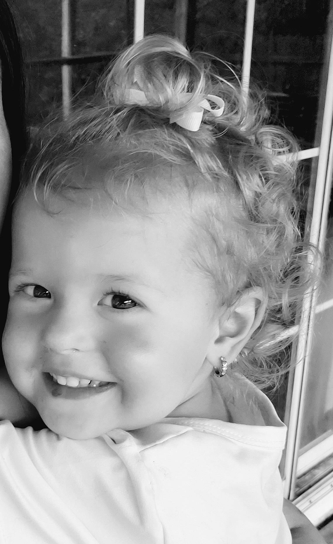 Zoey is registered to the contest to win money with this photo: black, cheek, chin, ear, eye, eyebrow, eyelash, facial_expression, hair, hairstyle, head, iris, joy, lip, nose, organ, person, photograph, shoulder, skin