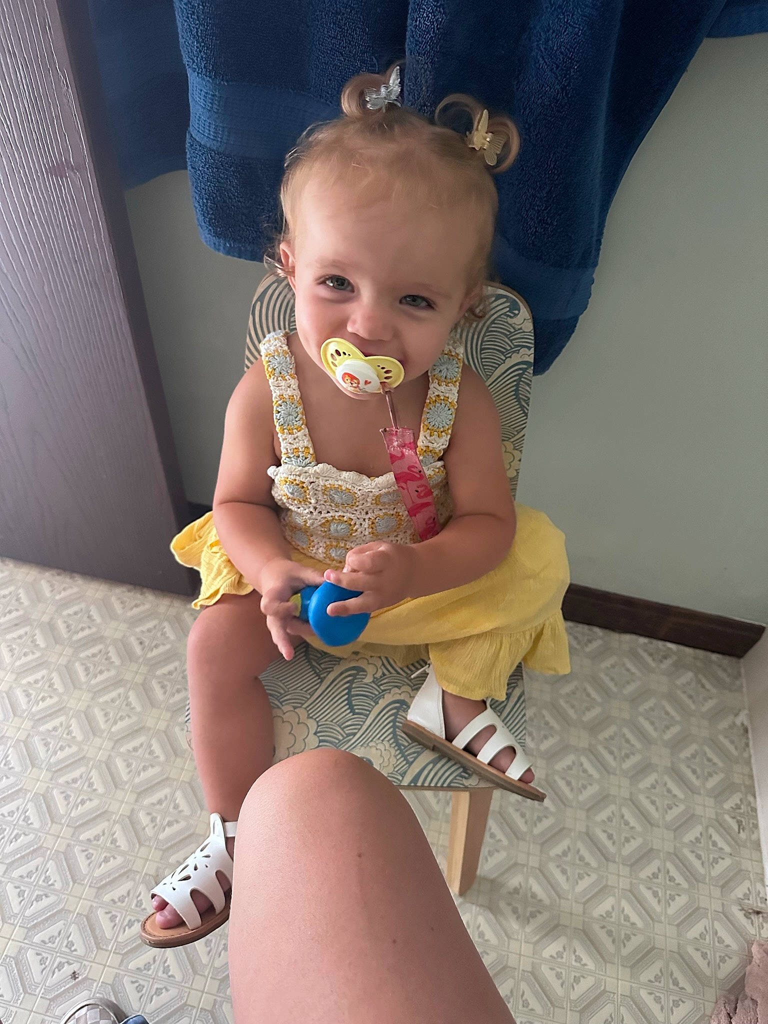 Aurora is registered to the contest to win money with this photo: abdomen, baby, baby_toddler_clothing, child, comfort, eye, foot, fun, happy, human_leg, iris, jewellery, knee, lap, person, pink, sitting, sleeve, thigh, toddler