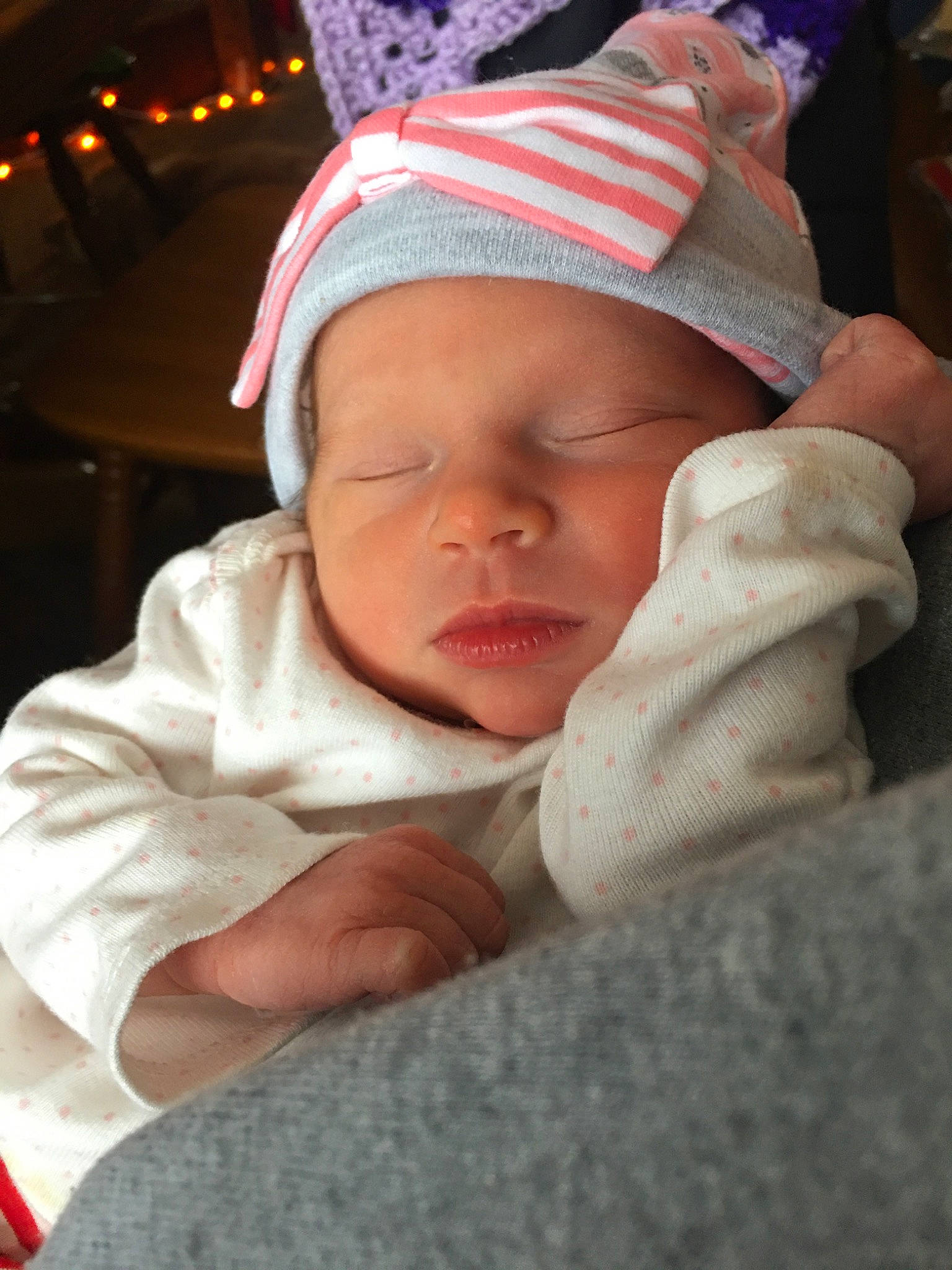 Alaya is registered to the contest to win money with this photo: baby, cheek, child, headwear, person, skin, sleep, toddler