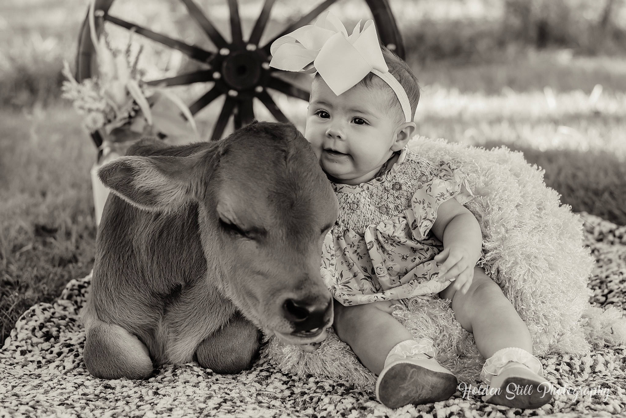 Claire is registered to the contest to win money with this photo: baby, child, eye, flash_photography, fun, grass, grassland, happy, headwear, landscape, monochrome, monochrome_photography, people_in_nature, person, photograph, sitting, skin, stock_photography, style, terrestrial_animal