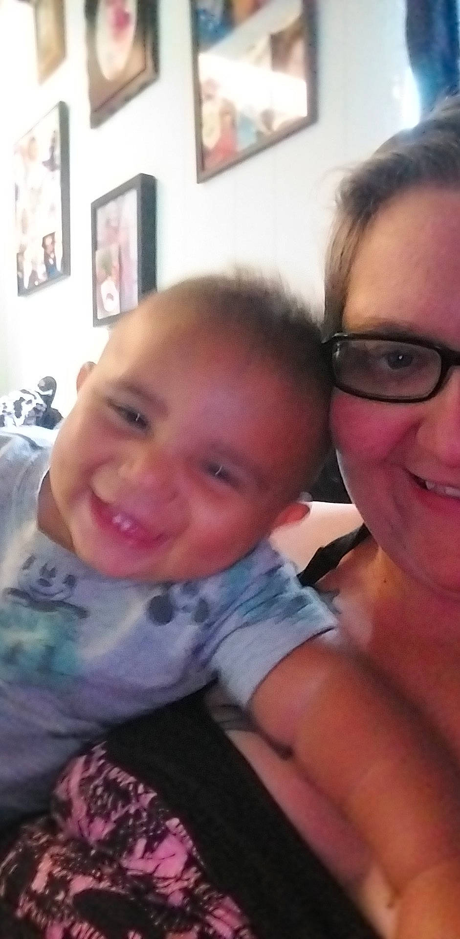 Gregory is registered to the contest to win money with this photo: cheek, ear, eye, eyebrow, face, forehead, glasses, hair, hairstyle, head, jaw, joy, lip, mouth, neck, nose, organ, person, picture_frame, skin