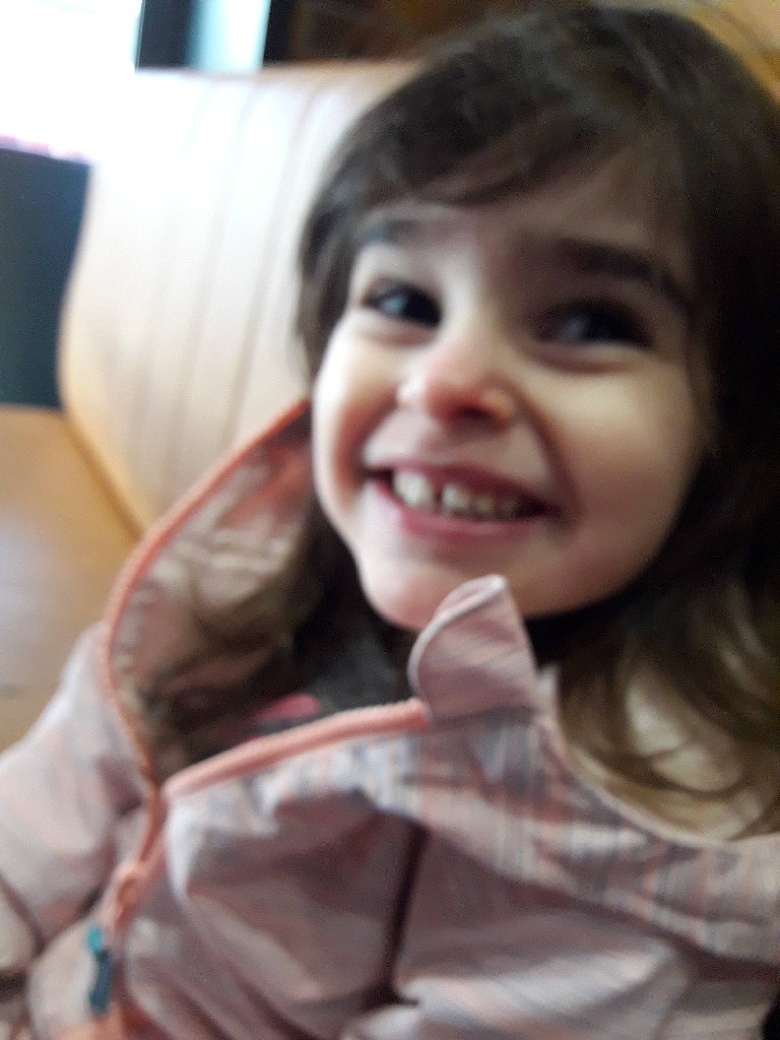 Romane a rejoint le concours — aidez-le/la à gagner de superbes lots ! baby, child, eye, face, facial_expression, fun, happy, joy, laugh, mouth, nose, organ, person, skin, smile, toddler, tooth