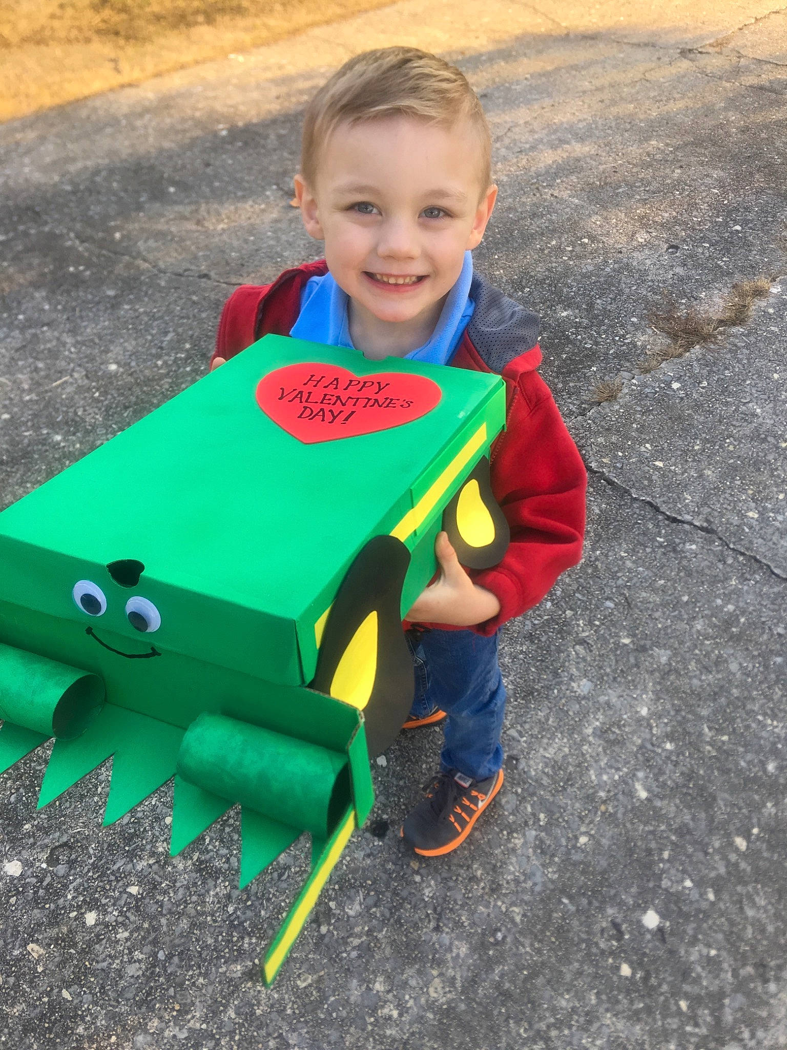 Zayn joined the competition — help win amazing prizes! child, fictional_character, fun, green, joy, person, play, table, toddler