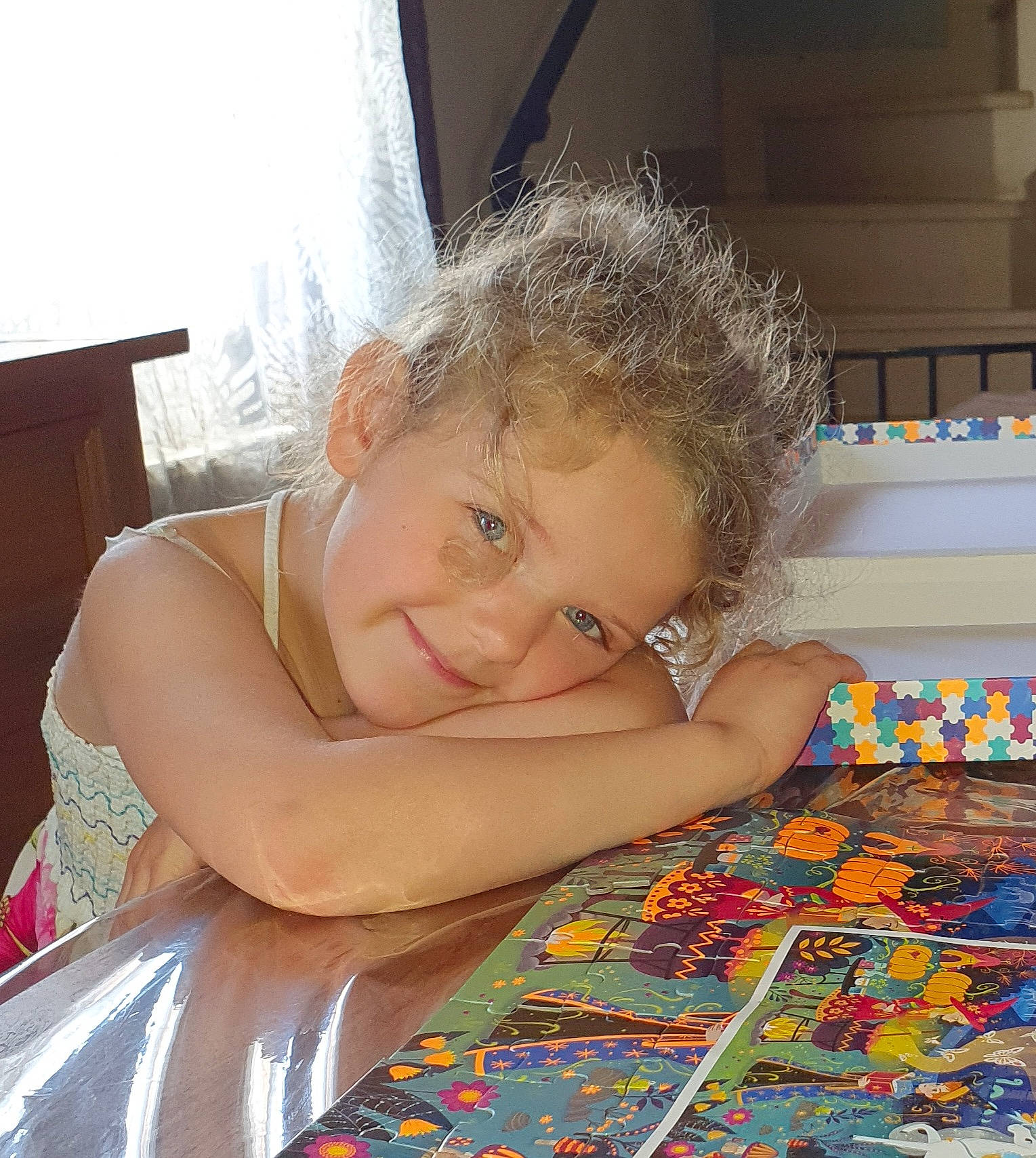 Elise participe au concours pour gagner de l'argent avec cette photo : baby, chair, cheek, child, event, finger, flooring, fun, happy, head, joy, leisure, linens, party, pattern, person, play, room, sitting, smile