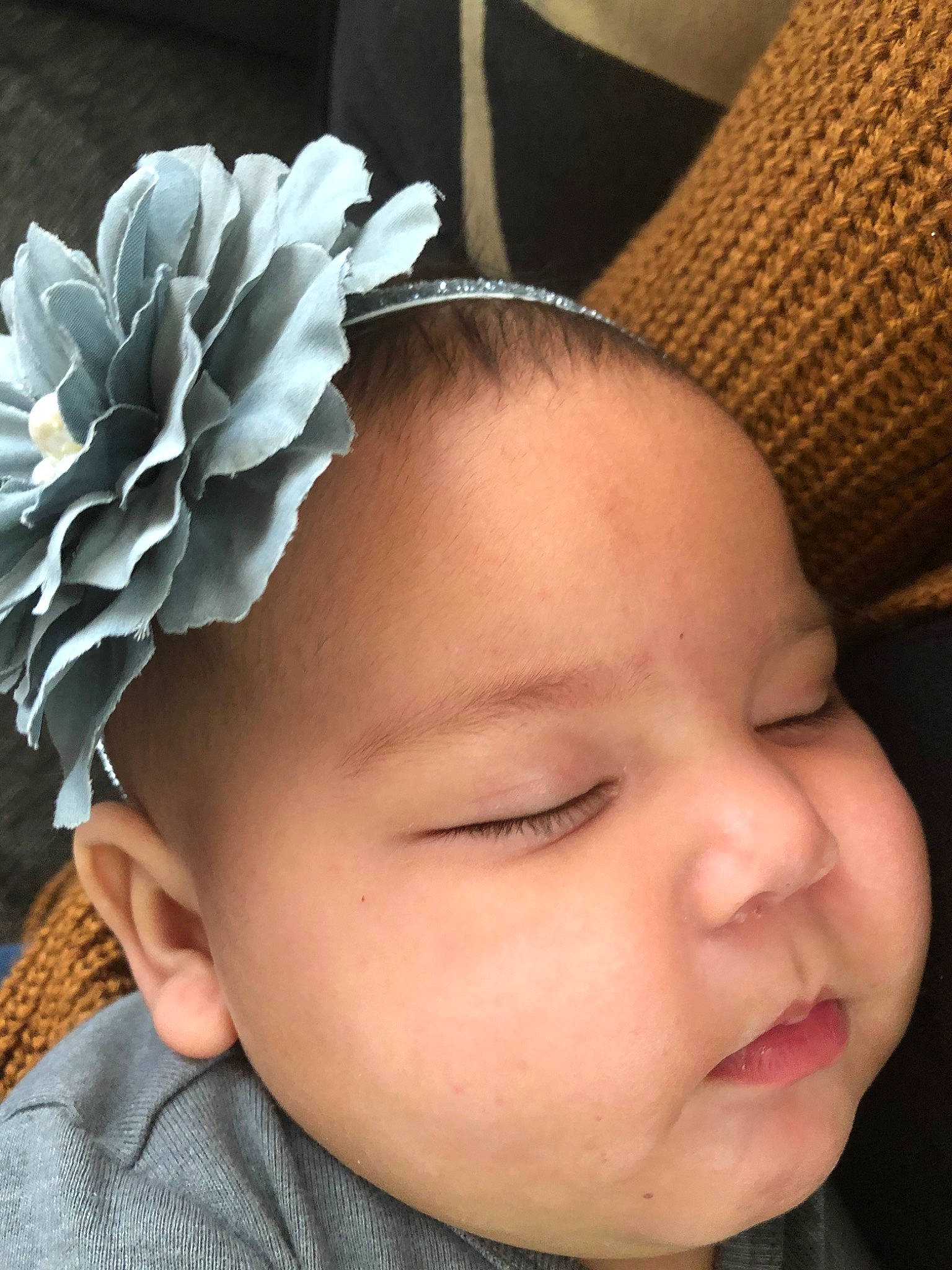 Honey is registered to the contest to win money with this photo: baby, cheek, child, ear, face, fashion_accessory, forehead, hair_accessory, head, headband, headgear, headpiece, person, toddler