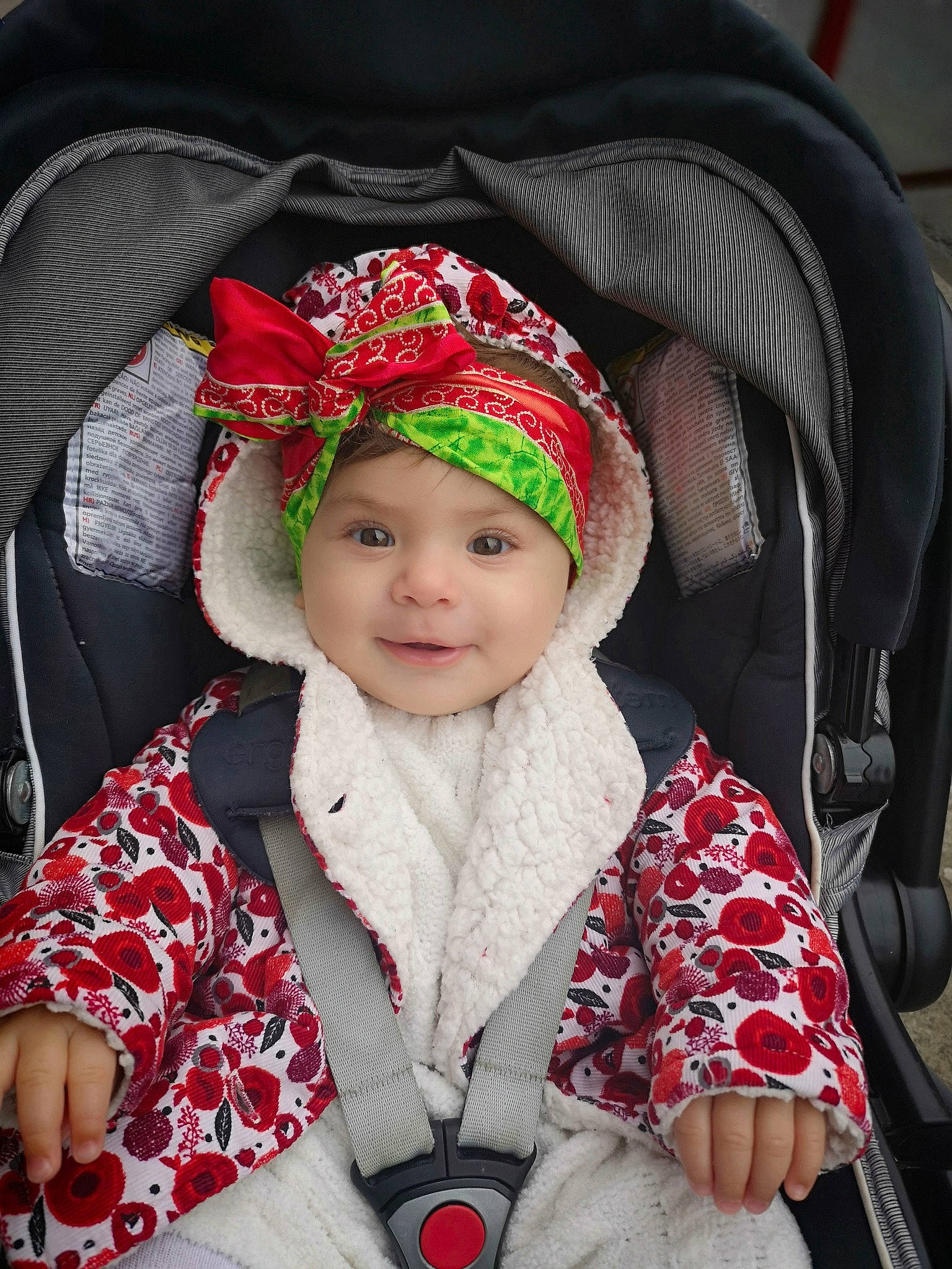 Orlane participe au concours pour gagner de l'argent avec cette photo : cheek, child, fashion_accessory, headgear, person, smile, toddler