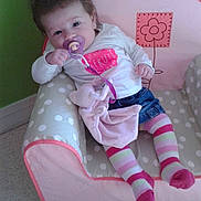 Inaya participe au concours pour gagner de l'argent avec cette photo :