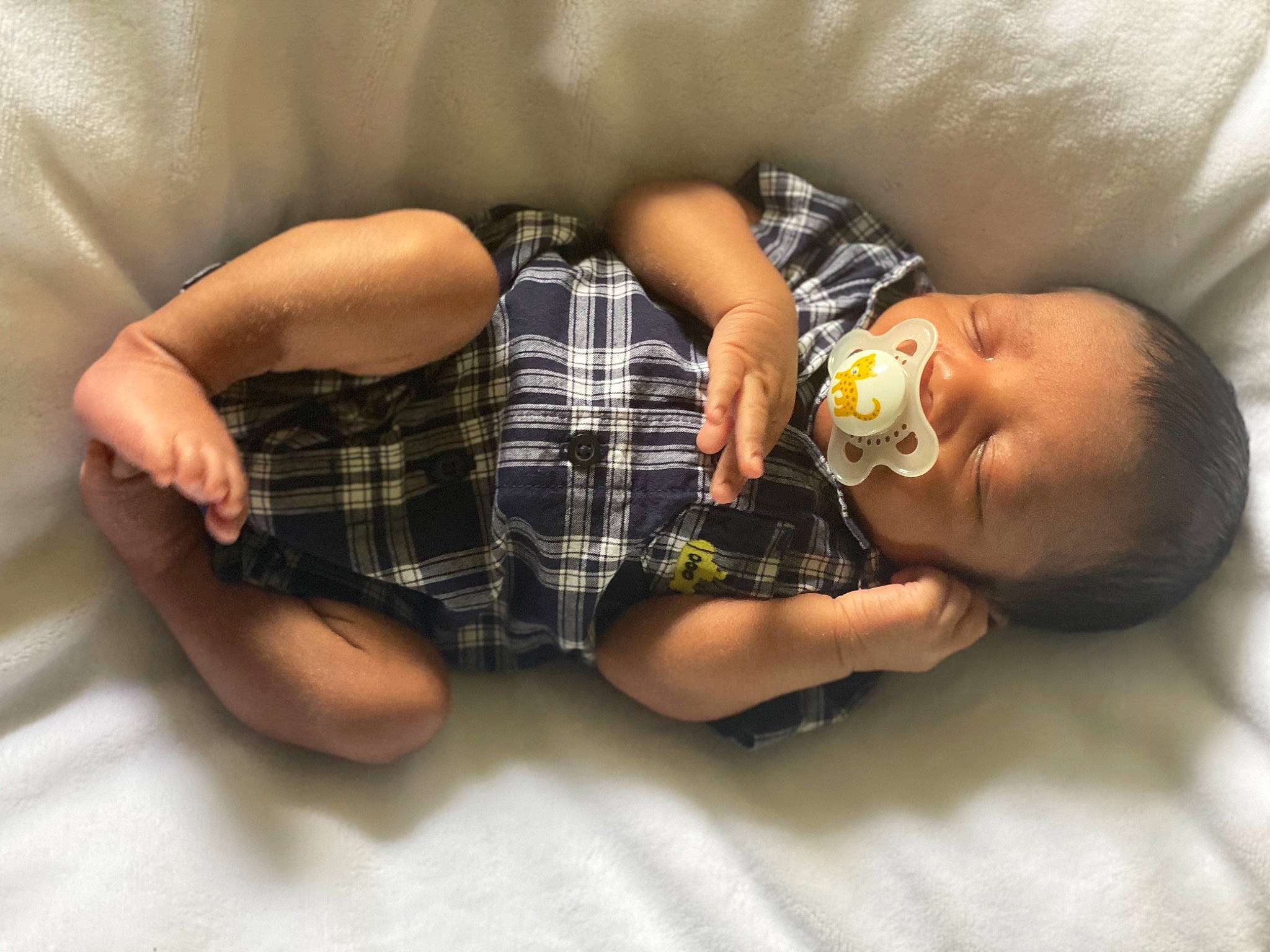 Dvonte is registered to the contest to win money with this photo: baby, baby_sleeping, child, comfort, finger, hand, nap, person, sleep, toddler