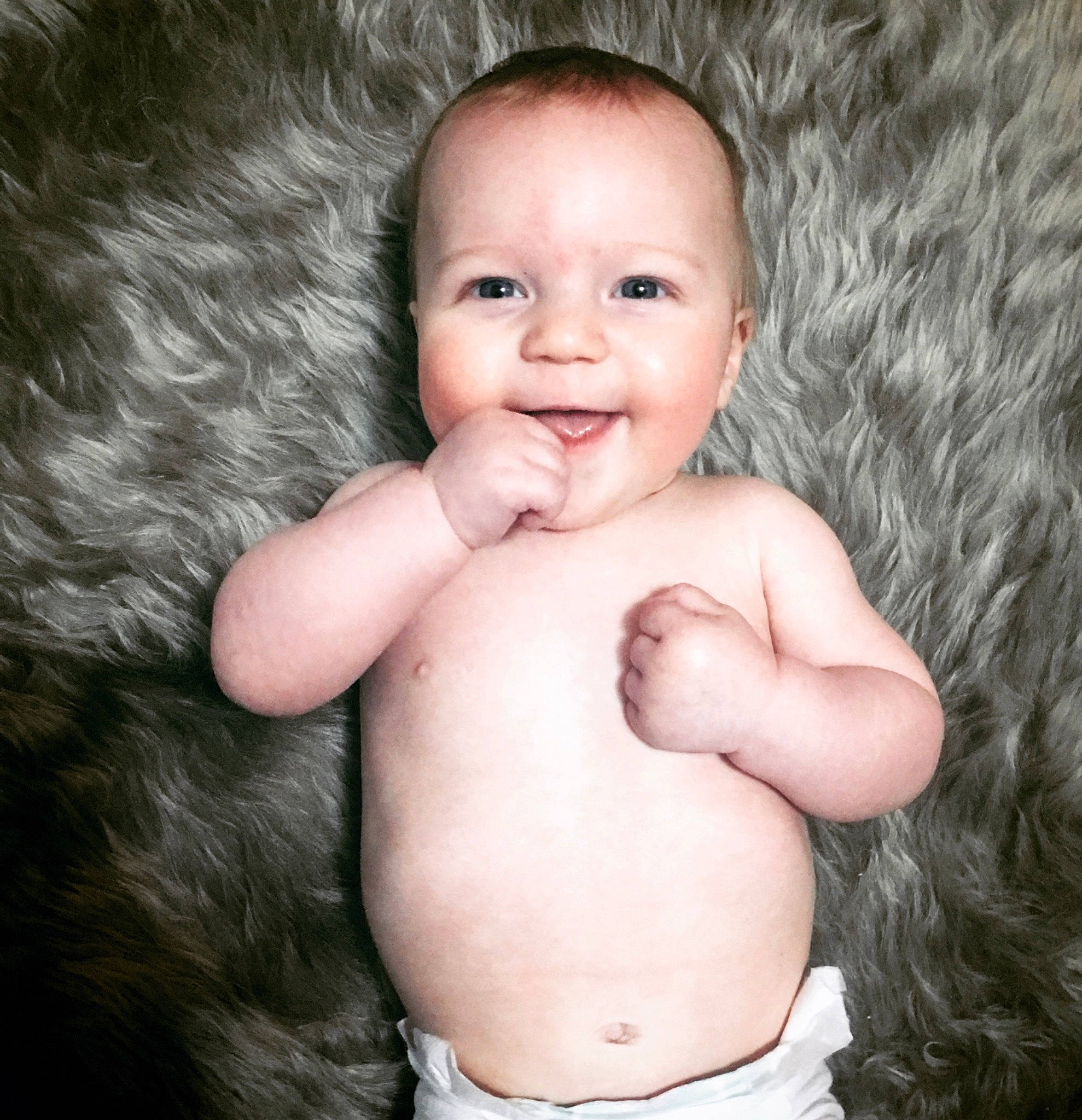 Clark is registered to the contest to win money with this photo: abdomen, baby, cheek, child, child_model, eye, face, hand, head, lip, muscle, person, photography, portrait, portrait_photography, skin, smile, stomach, toddler, trunk