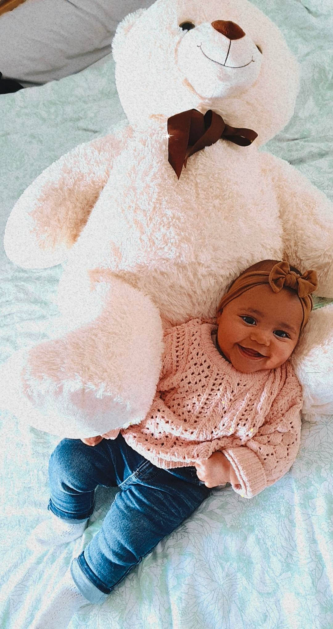 Joey participe au concours pour gagner de l'argent avec cette photo : baby, child, crochet, ear, fur, headwear, joy, knitting, person, pink, skin, smile, stuffed_toy, teddy_bear, textile, toddler, toy, wool
