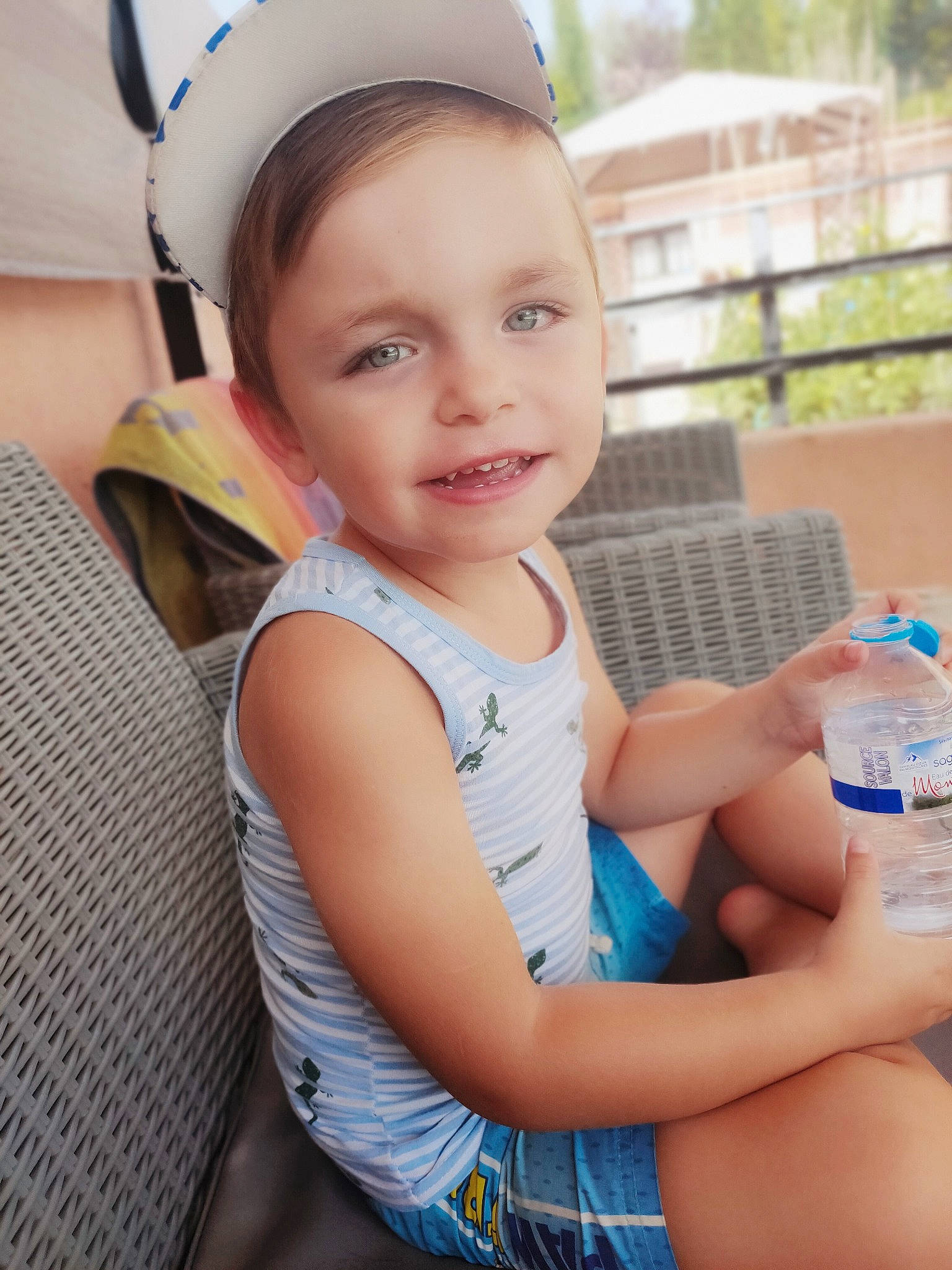 Enoha participe au concours pour gagner de l'argent avec cette photo : arm, baby_toddler_clothing, bottle, bottled_water, cap, chair, drinking_water, finger, fun, hand, happy, human_body, joy, leisure, person, plastic_bottle, product, skin, summer, thigh