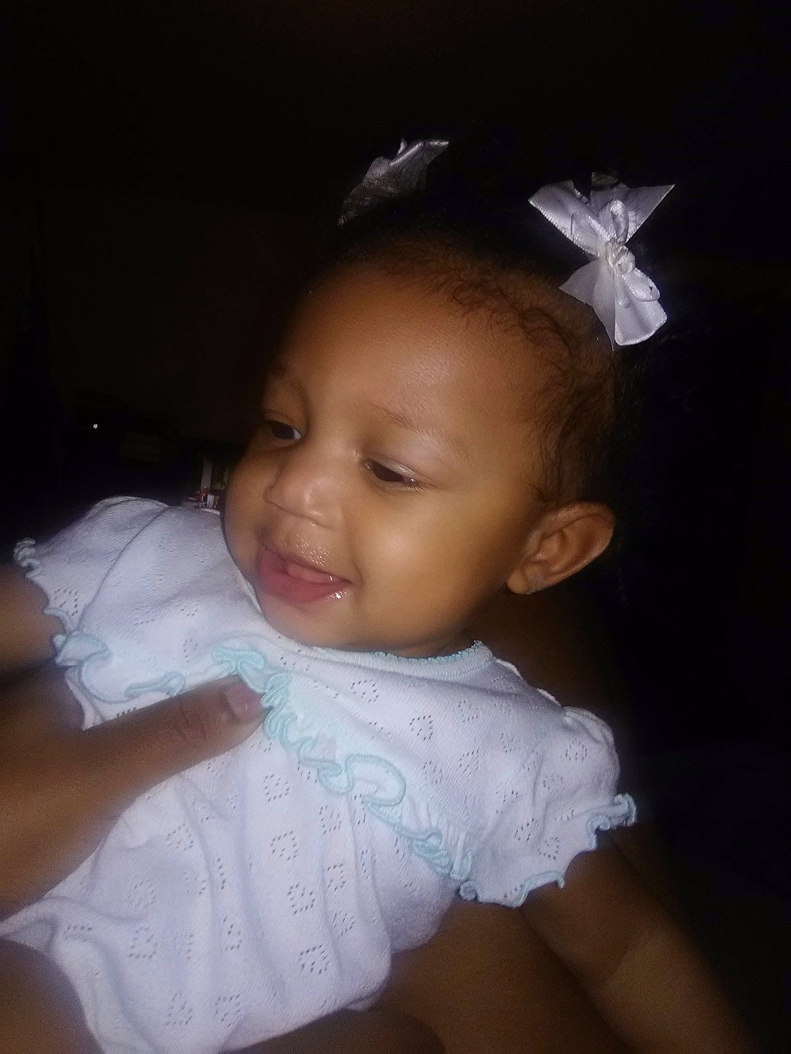 Makiyah is registered to the contest to win money with this photo: cheek, child, ear, eye, face, fun, girl, hair_accessory, head, headpiece, human_hair_color, infant, iris, joy, mouth, nose, person, product, skin, smile