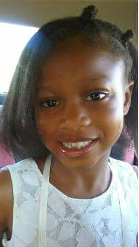 Laniya is registered to the contest to win money with this photo: black_hair, brown_hair, cheek, child, child_model, chin, ear, eyebrow, face, forehead, girl, hair, hair_coloring, hairstyle, head, joy, lip, long_hair, nose, person