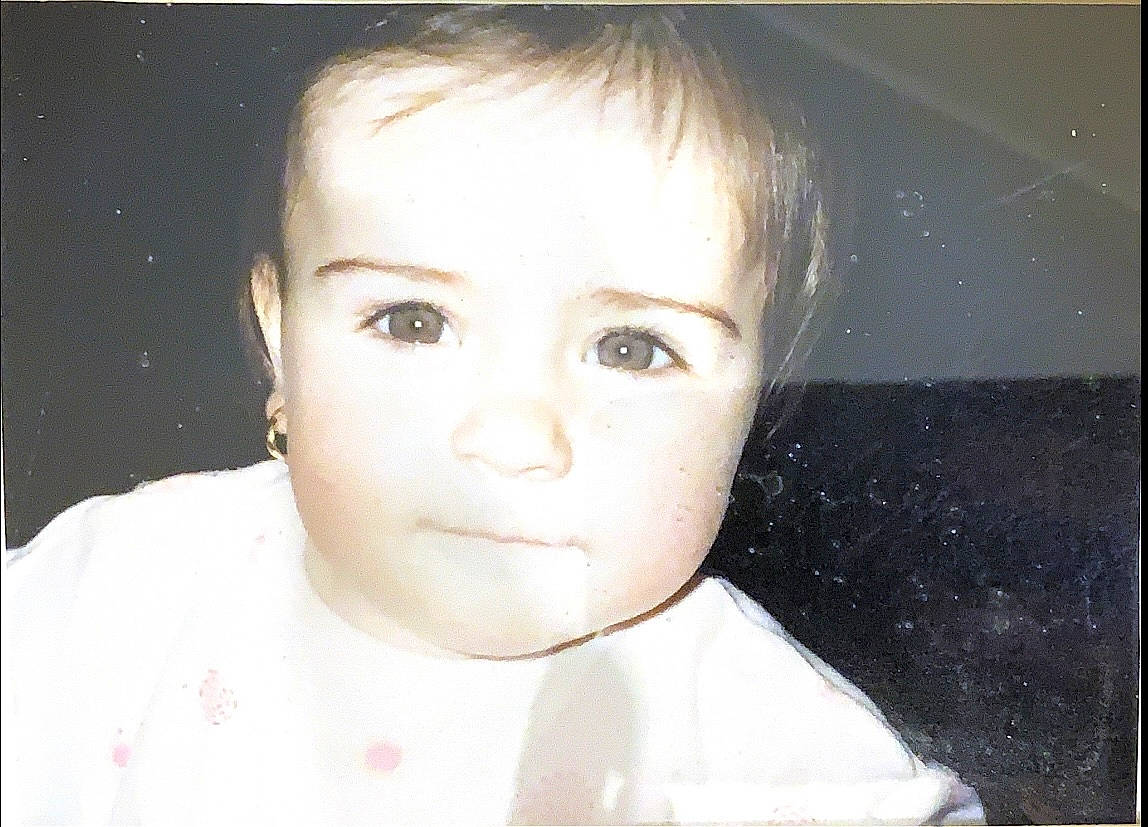 Delia a rejoint le concours — aidez-le/la à gagner de superbes lots ! art, baby, baby_toddler_clothing, cheek, child, ear, eyebrow, eyelash, flash_photography, forehead, happy, iris, jaw, no_expression, nose, person, portrait, portrait_photography, sleeve, space