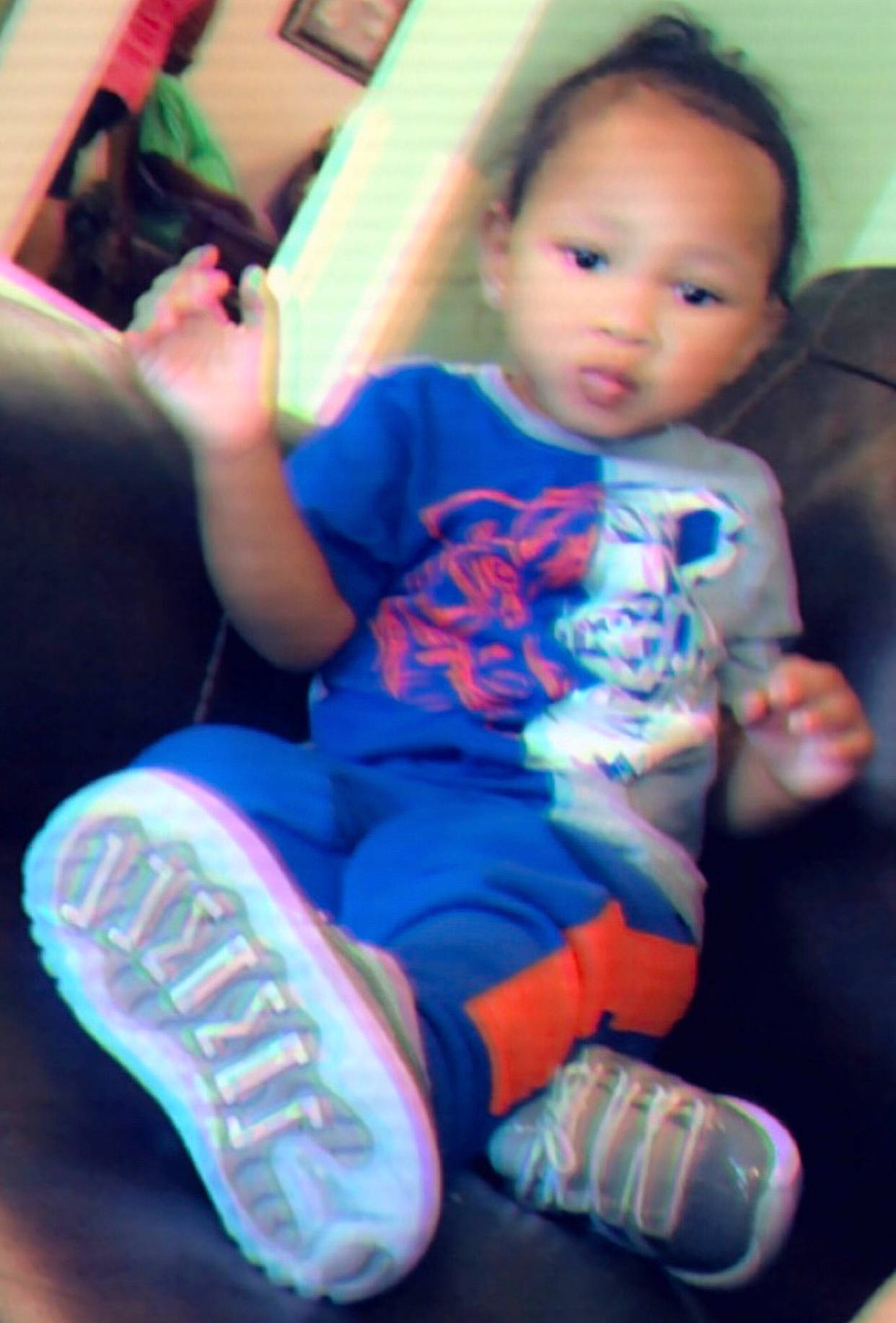 Cedric is registered to the contest to win money with this photo: baby, baby_products, car_seat, cheek, child, cool, ear, eye, person, play, product, sitting, skin, smile, toddler