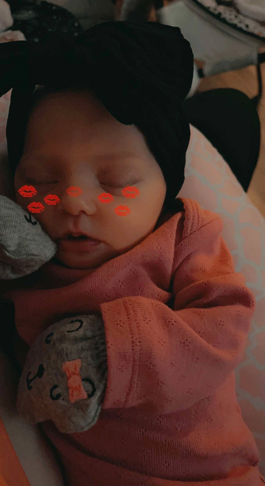 Davina is registered to the contest to win money with this photo: baby, baby_toddler_clothing, beauty, cap, carmine, cheek, child, chin, comfort, eyebrow, forehead, headgear, lip, mouth, nose, person, skin, sleeve, textile, toddler