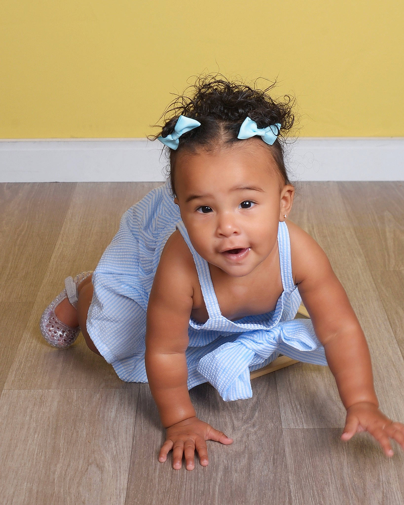 Yasmara joined the competition — help win amazing prizes! baby, baby_toddler_clothing, barefoot, flash_photography, floor, flooring, fun, grass, happy, hardwood, head, headband, headpiece, human_leg, iris, jewellery, person, sitting, smile, toddler