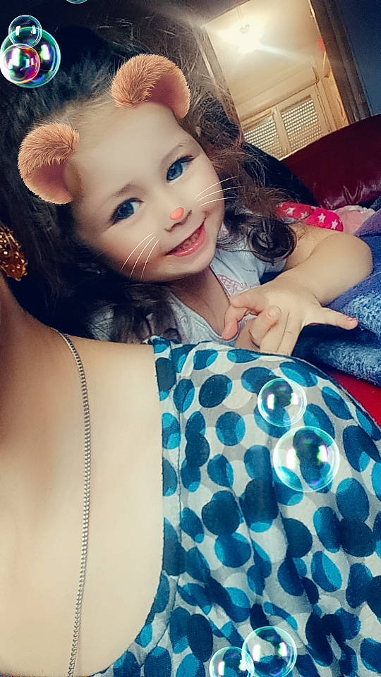 Mya participe au concours pour gagner de l'argent avec cette photo : azure, black_hair, blue, comfort, cool, electric_blue, eye, eyebrow, eyelash, hair, happy, head, joy, lip, makeover, neck, organ, person, shoulder, skin