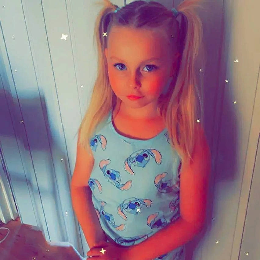 Zelyah participe au concours pour gagner de l'argent avec cette photo : barbie, black_hair, cheek, chin, cool, doll, eyebrow, eyelash, hair, happy, head, iris, joint, lip, magenta, person, pink, shoulder, skin, standing