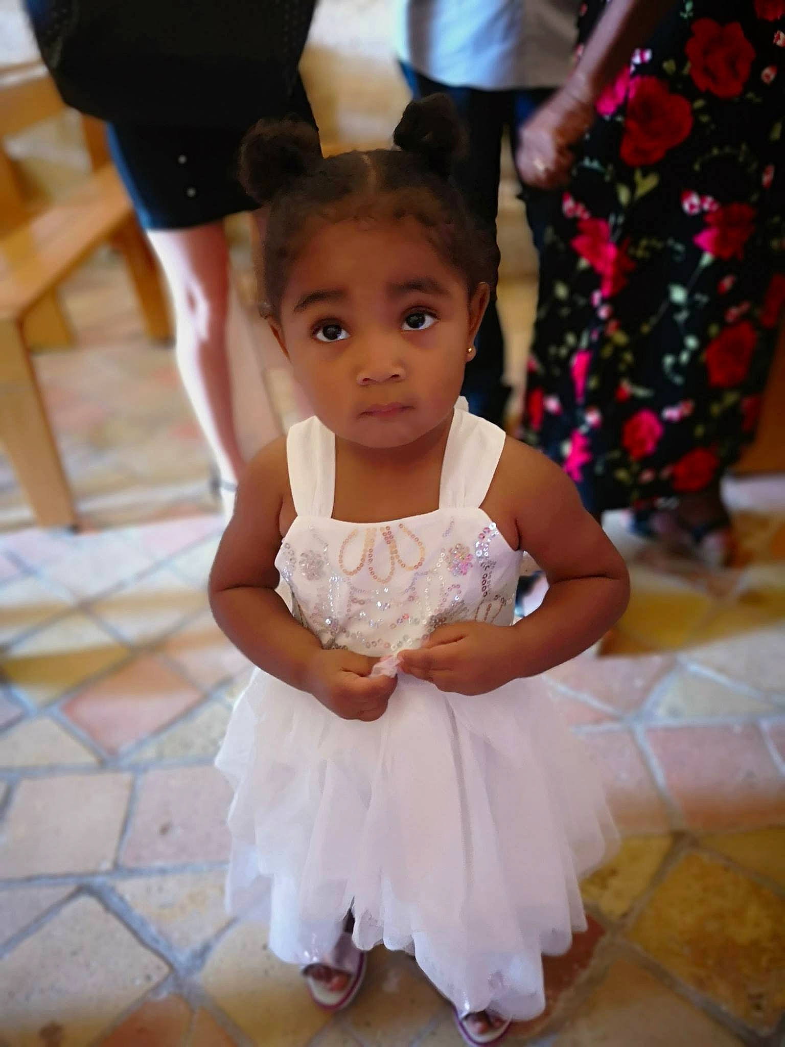 Kaly participe au concours pour gagner de l'argent avec cette photo : ballet_tutu, child, costume, day, dress, flower_girl, fun, girl, gown, hair_accessory, happiness, infant, person, pink, skin, smile, textile, toddler