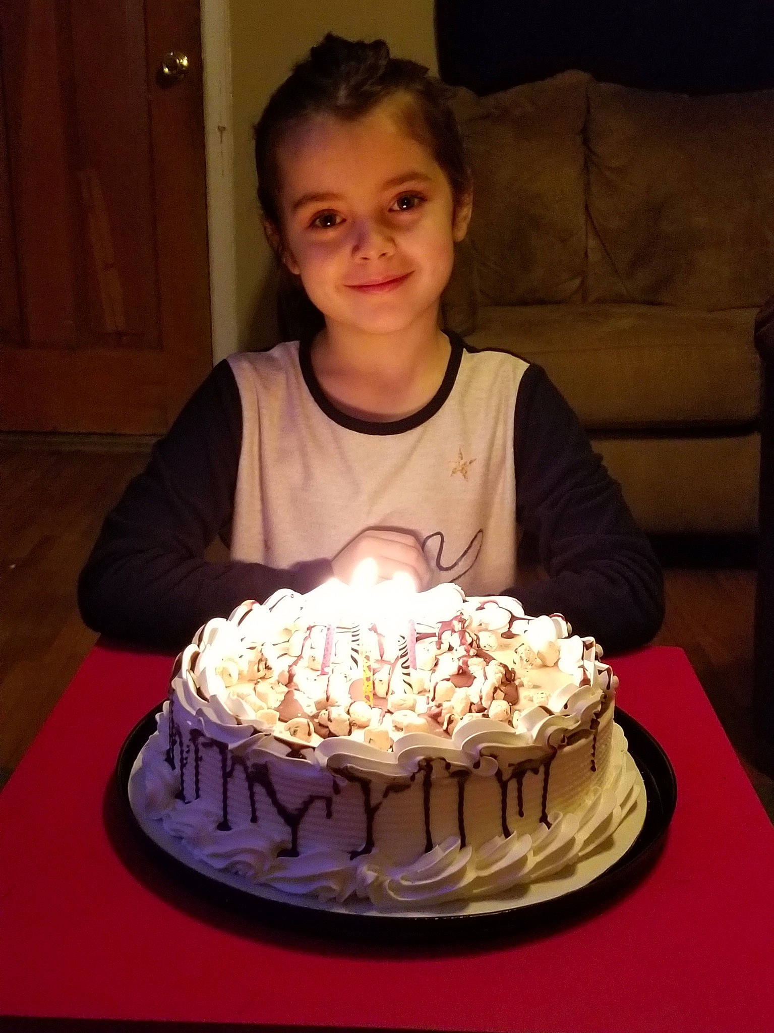 Kourtney is registered to the contest to win money with this photo: baked_alaska, baking, birthday, birthday_cake, buttercream, cake, cake_decorating, cuisine, dessert, dish, food, icing, ingredient, joy, meringue, pasteles, pavlova, person, sugar_paste, sweetness