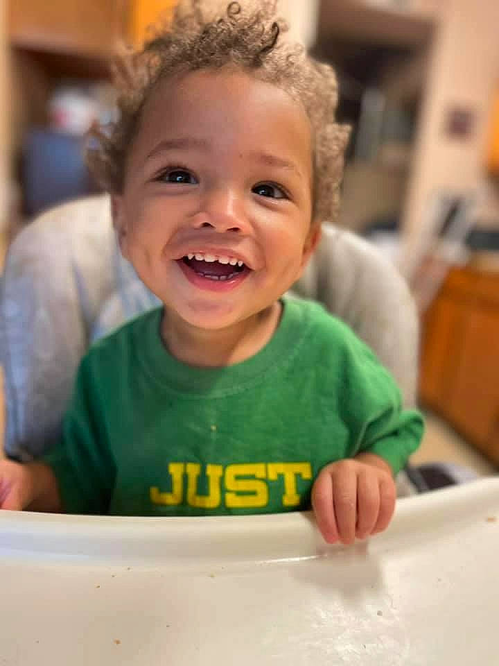 Kingston joined the competition — help win amazing prizes! arm, baby, cheek, chin, eye, face, finger, gesture, hand, happy, head, iris, joy, mouth, nose, person, product, skin, sleeve, smile