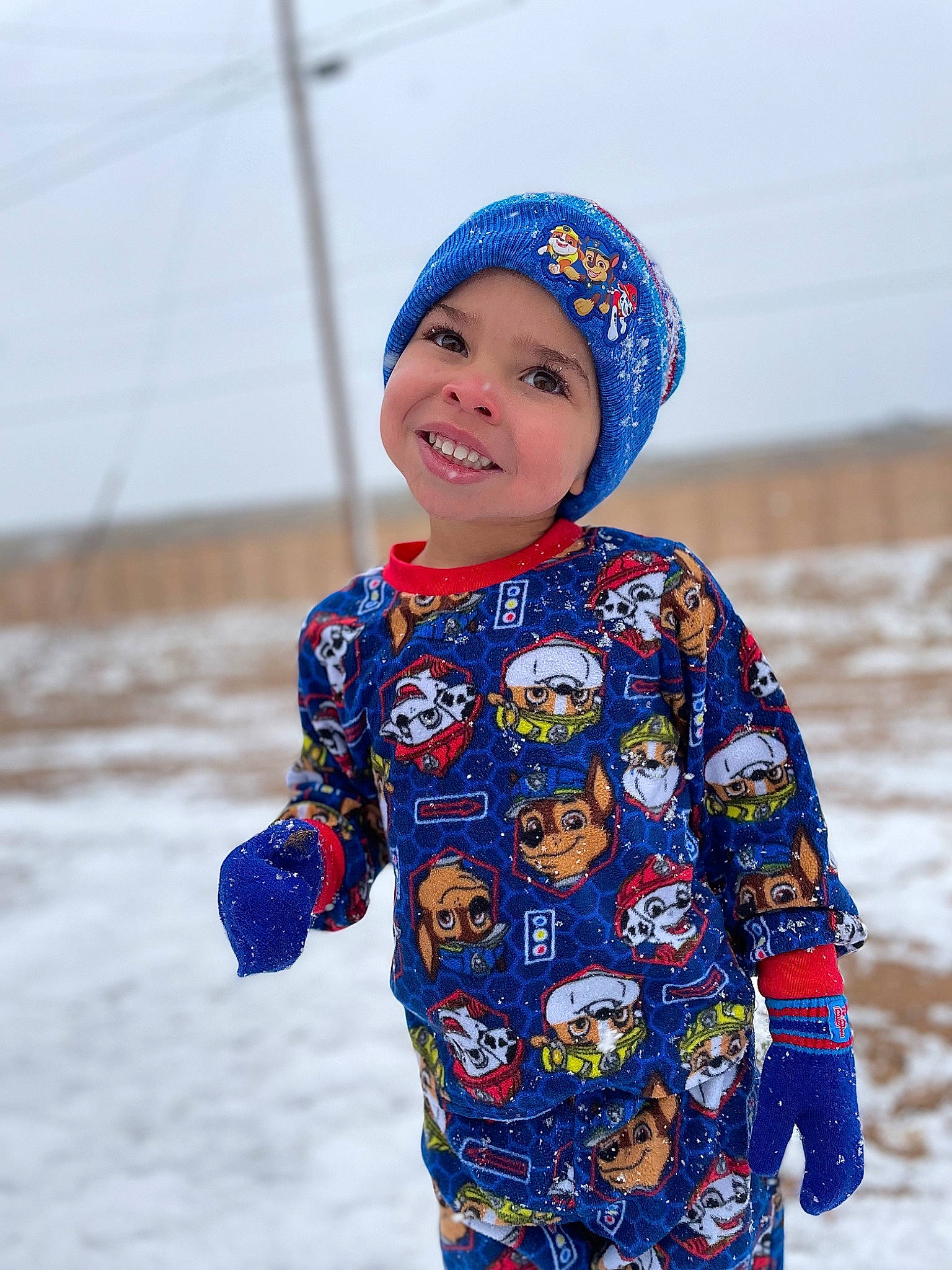 Jayvion is registered to the contest to win money with this photo: cap, electric_blue, eye, face, freezing, fun, happy, head, headgear, headwear, human_body, jacket, joy, leisure, outerwear, person, recreation, sky, sleeve, smile