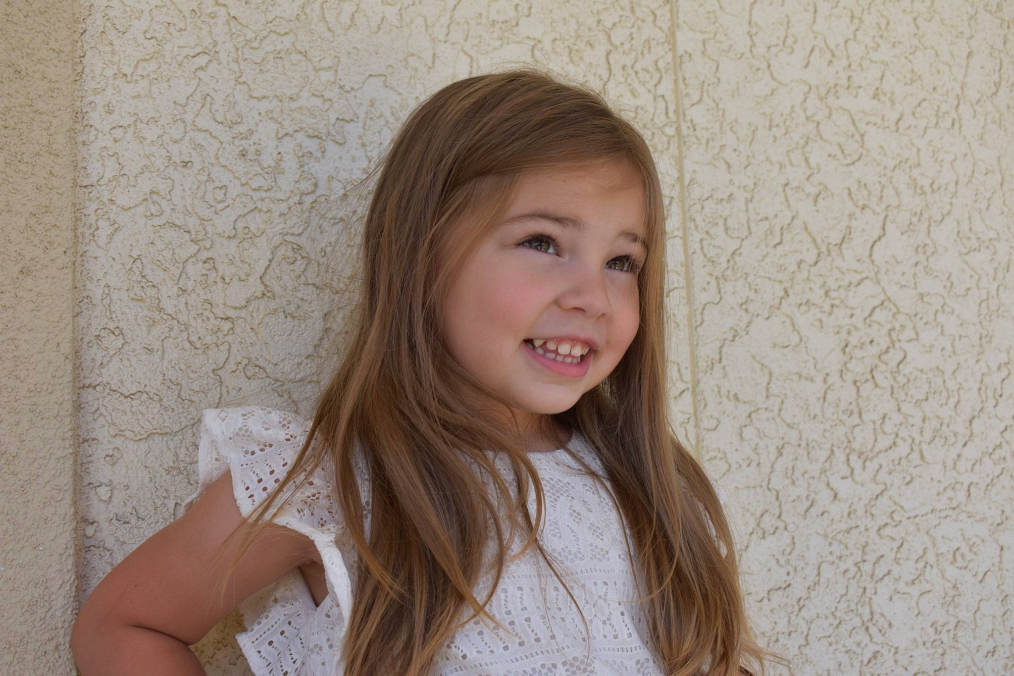 Snow is registered to the contest to win money with this photo: beauty, blond, brown_hair, child, child_model, chin, eye, eyebrow, face, facial_expression, hair, hairstyle, jaw, joy, layered_hair, lip, long_hair, person, photography, skin