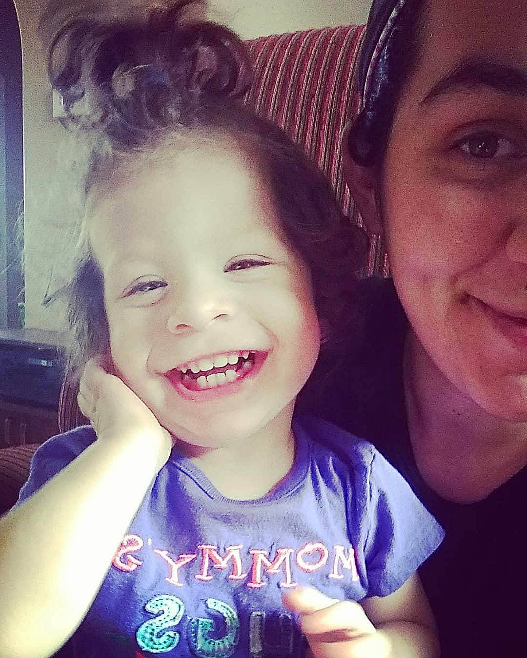 Penelope is registered to the contest to win money with this photo: beauty, cheek, child, chin, cool, eyebrow, face, facial_expression, forehead, friendship, fun, hair, happy, head, joy, nose, people, person, selfie, skin