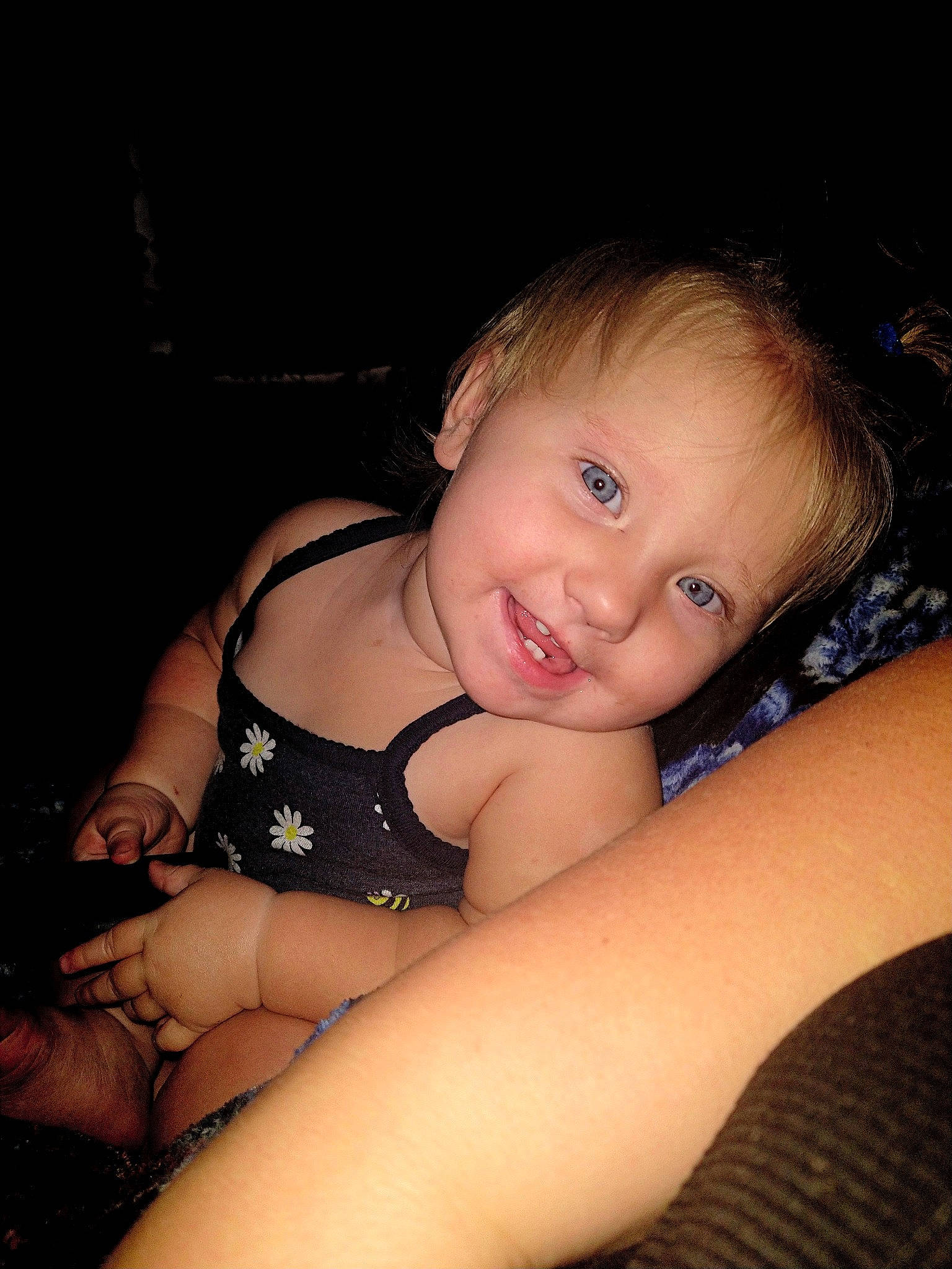 Athena is registered to the contest to win money with this photo: arm, cheek, eye, flash_photography, hair, hairstyle, head, human_body, joint, joy, leg, lip, mammal, mouth, muscle, neck, person, shoulder, skin, smile