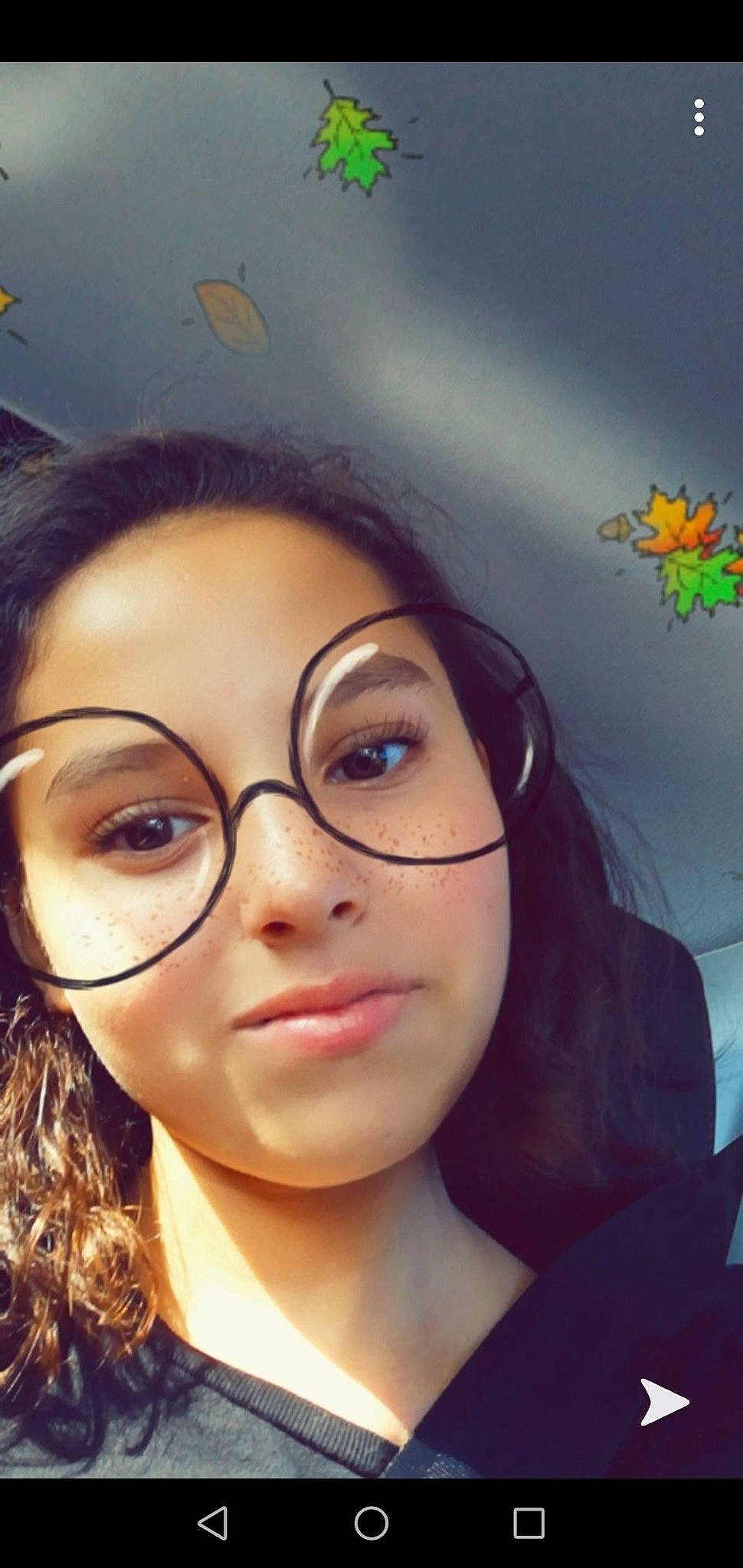 Lou-anne participe au concours pour gagner de l'argent avec cette photo : beauty, black_hair, cheek, chin, cool, eye, eyebrow, eyewear, face, forehead, glasses, hair, head, lip, nose, person, photography, selfie, skin, smile