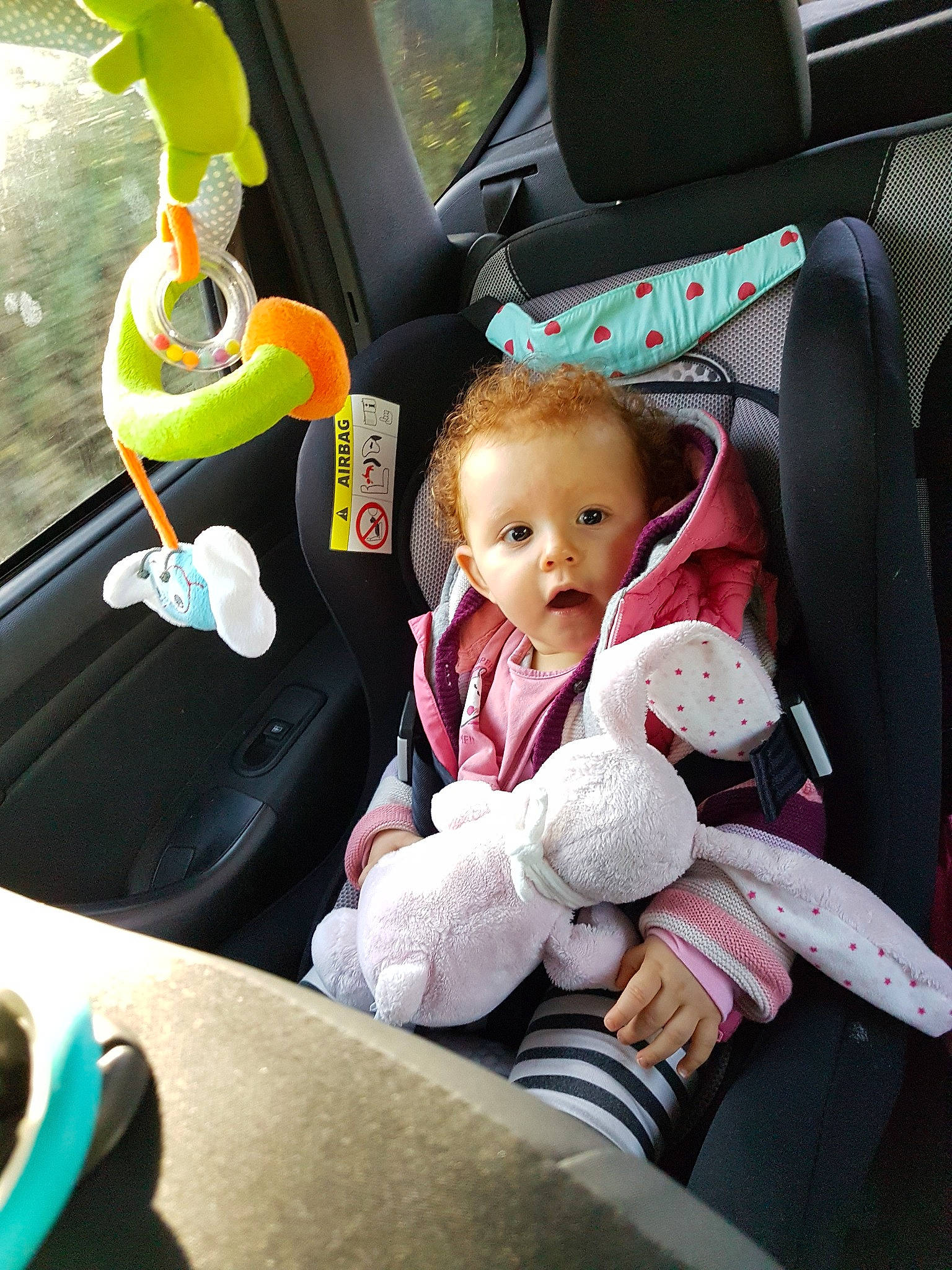 Perle a rejoint le concours — aidez-le/la à gagner de superbes lots ! baby_carriage, baby_products, car, car_seat, child, day, infant, person, play, product, toddler, toy